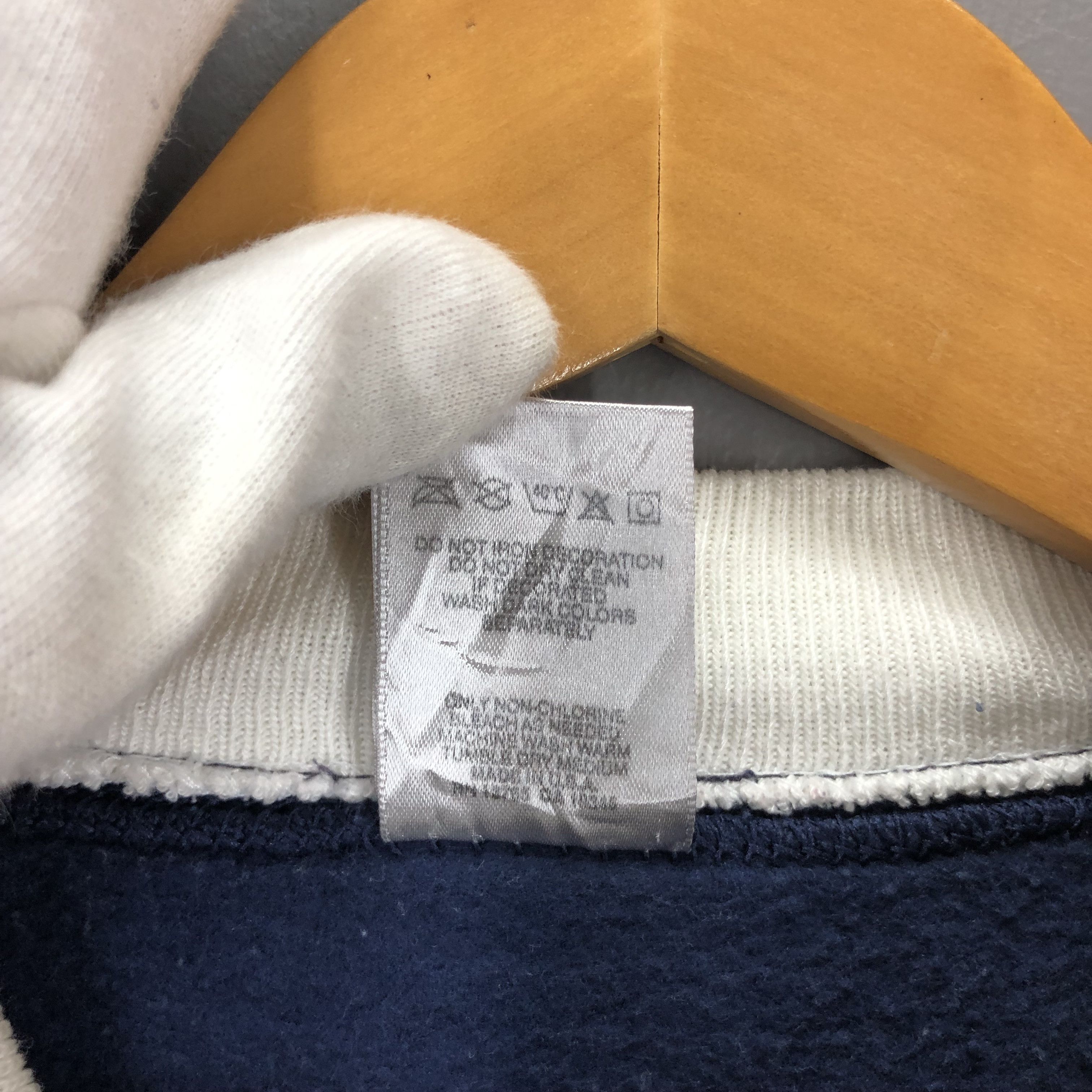 Fruit Of The Loom 90s Vintage CHRISTMAS SNOWMAN Crew Neck Sweatshirt #1676/05 Size US XL / EU 56 / 4 - 12 Thumbnail