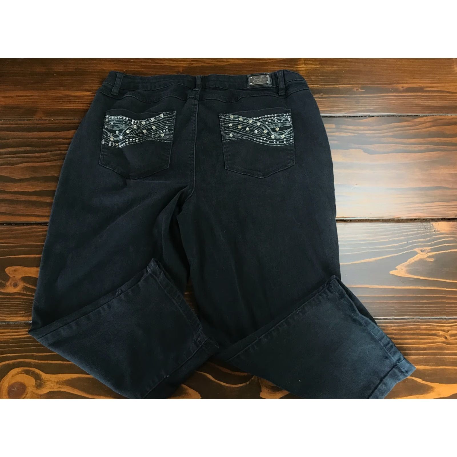 Vintage VINTAGE Earl Jeans Capri Women's 16W Black Denim Embroidered Jeweled AN#89302 Capri Women Size 38" / US 16 / IT 52 - 2 Thumbnail