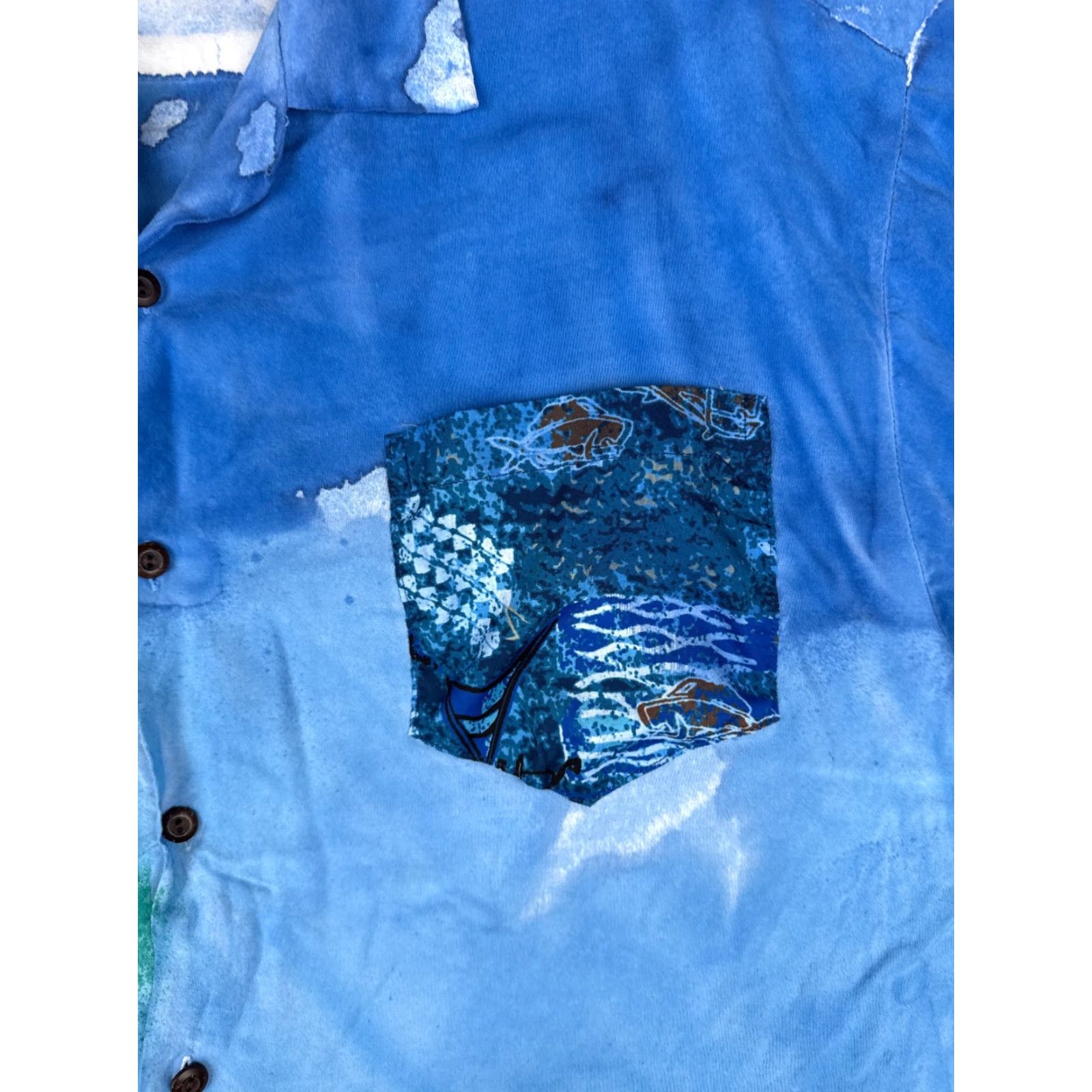 Vintage VINTAGE Crazy Fish Shirt Men 2XL XXL Blue Ocean Hawaiian Button Cotton Made USA Size US XXL / EU 58 / 5 - 6 Thumbnail