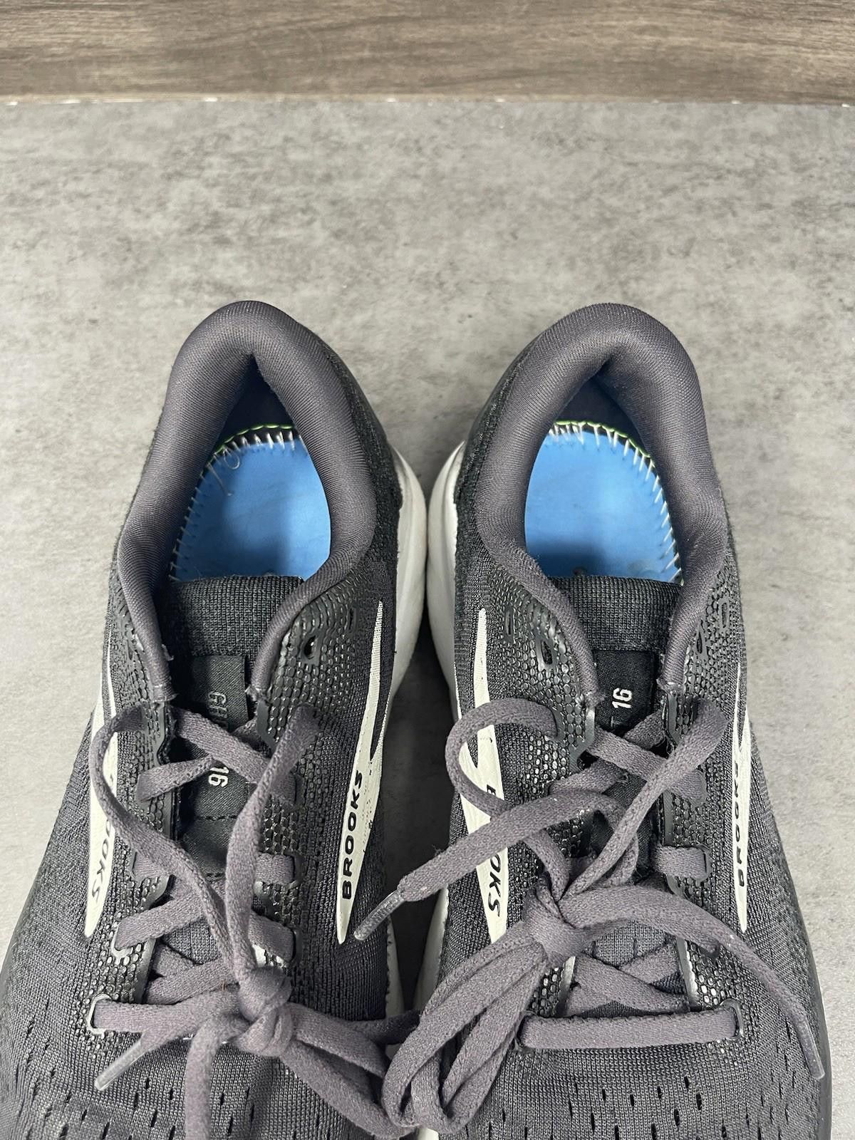 Brooks Brooks Ghost 16 Shoes Womens Size 9 Sneakers Black Grey Size US 9 / IT 39 - 9 Thumbnail
