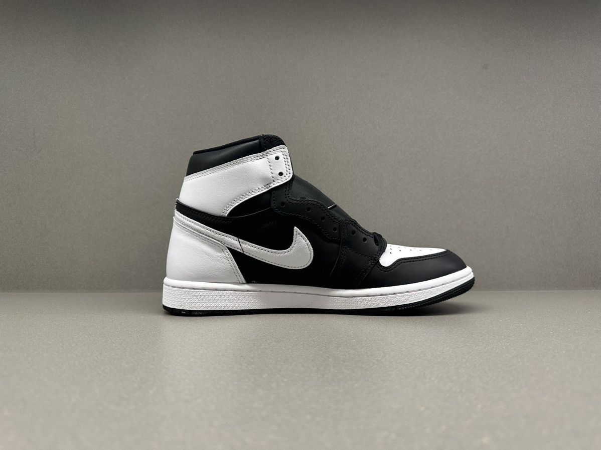 Jordan Brand Jordan 1 Retro High OG Black White Size US 11 / EU 44 - 7 Thumbnail