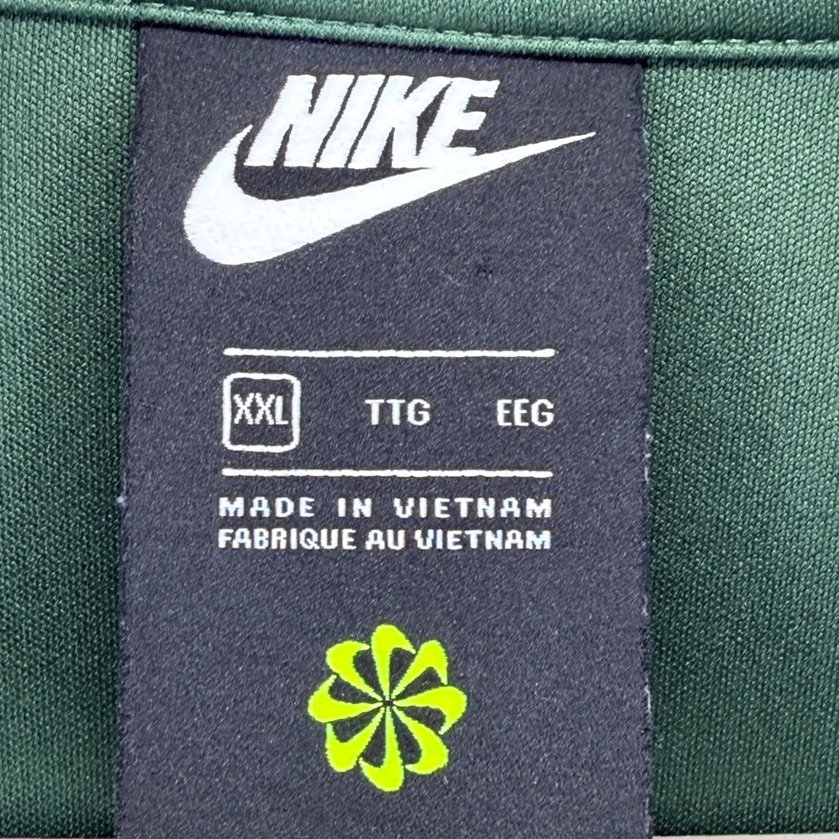 Nike Nike Sportswear Tribute Track Jacket Mens 2XL Green Full Zip Jacket Featured DA0003-337 Size US XXL / EU 58 / 5 - 4 Thumbnail