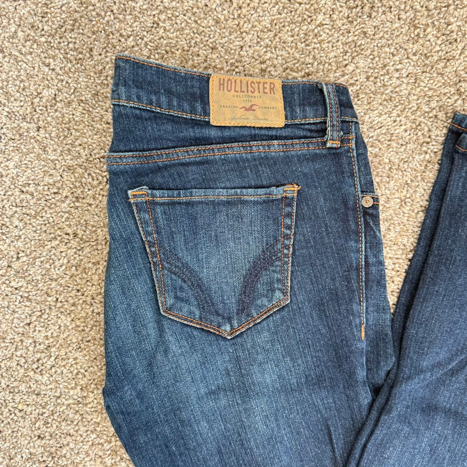 Hollister Hollister Women's Dark Wash Skinny Jeans W28 L35 Size 28" / US 6 / IT 42 - 4 Thumbnail