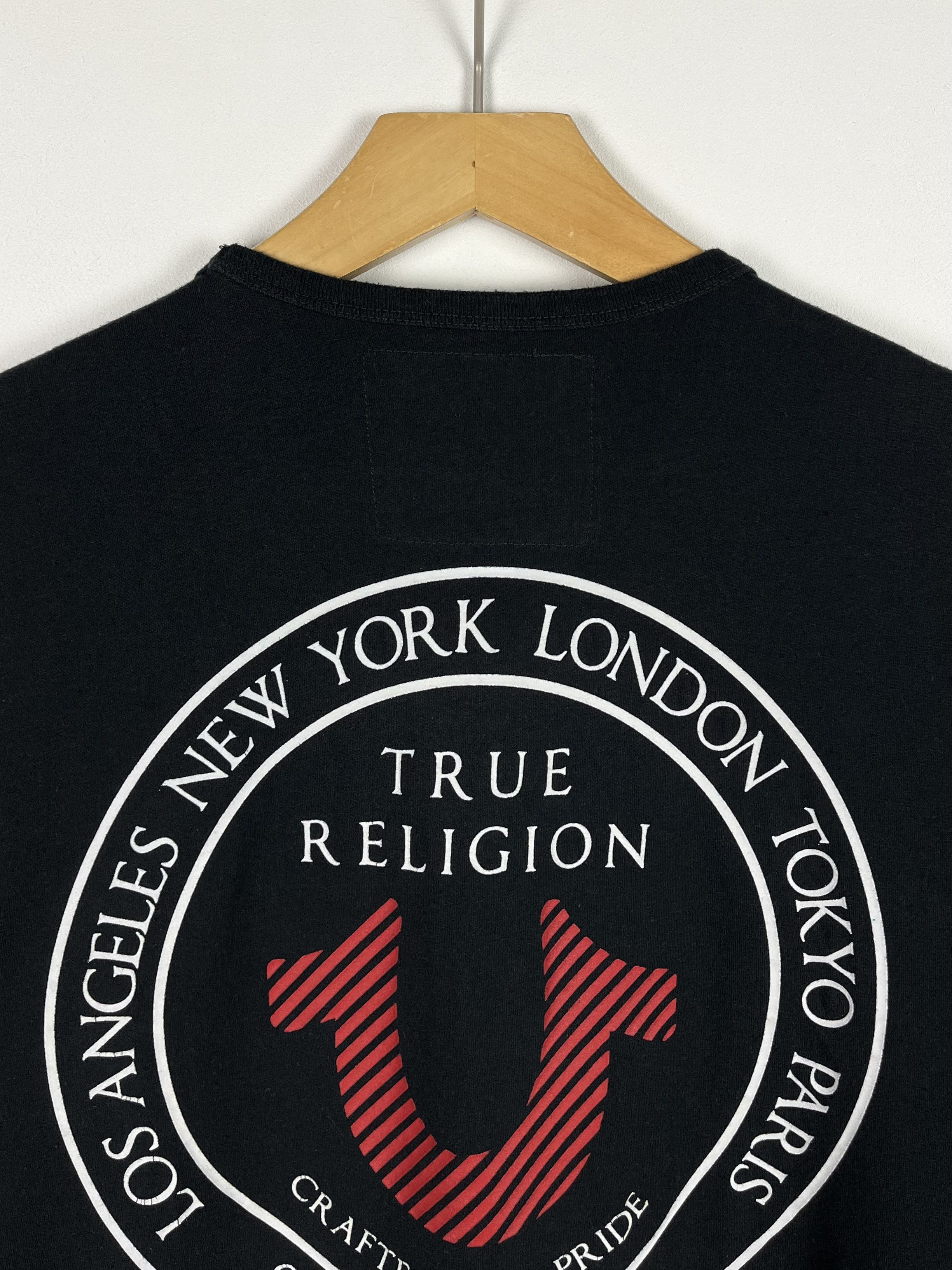 True Religion Vintage True Religion Y2K Big Logo Japanese T Shirt 00’s Size US L / EU 52-54 / 3 - 8 Thumbnail