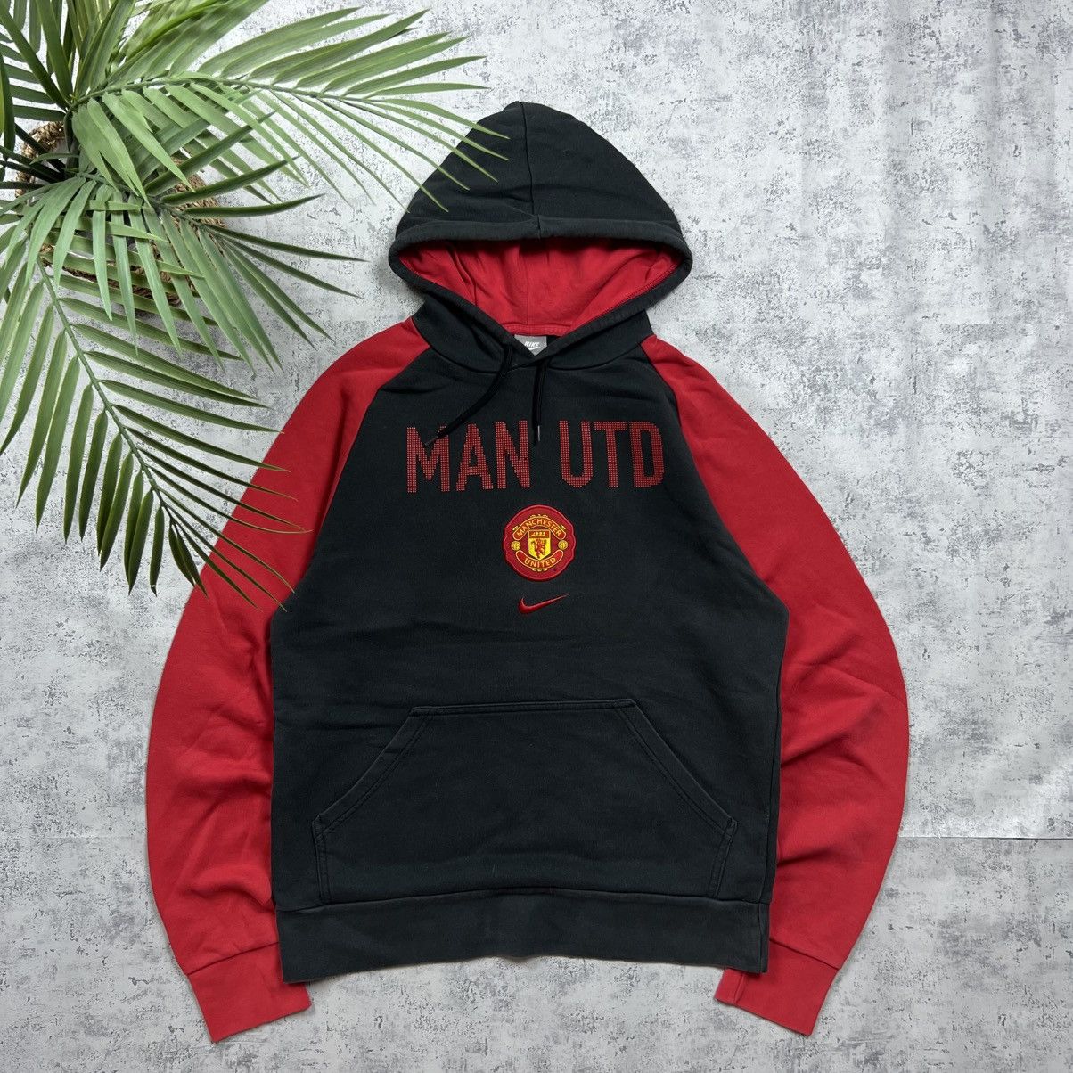 Nike 00s NIKE MANCHESTER UNITED CENTRAL SWOOSH VINTAGE HOODIE Size US M / EU 48-50 / 2 - 1 Thumbnail