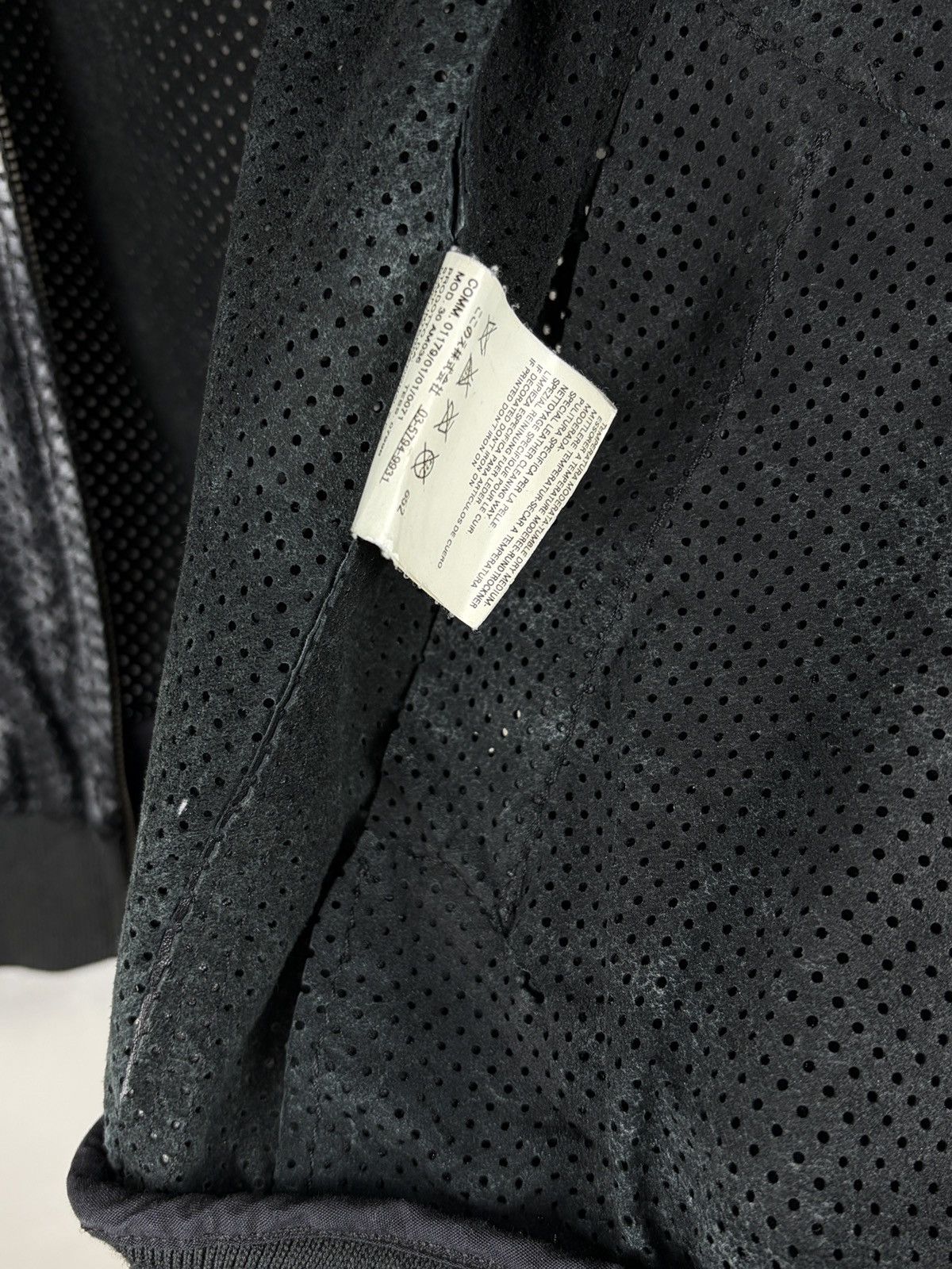 Maison Margiela SS07 Maison Margiela Perforated Leather Bomber Jacket Black Size US M / EU 48-50 / 2 - 9 Thumbnail