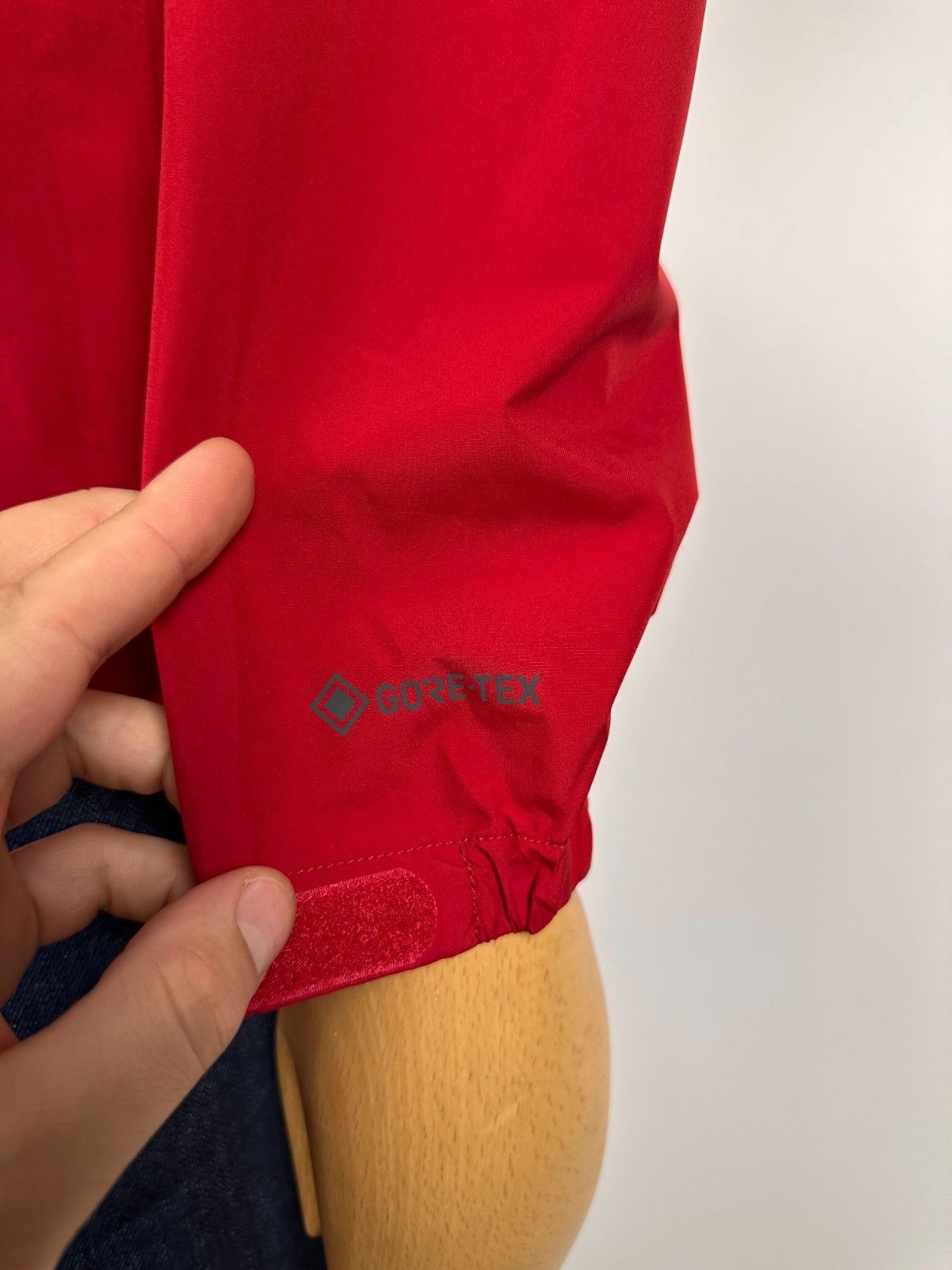 Outdoor Research Outdoor Research Foray Gore-Tex Jacket Waterproof Red Sz XL Size US XL / EU 56 / 4 - 5 Thumbnail