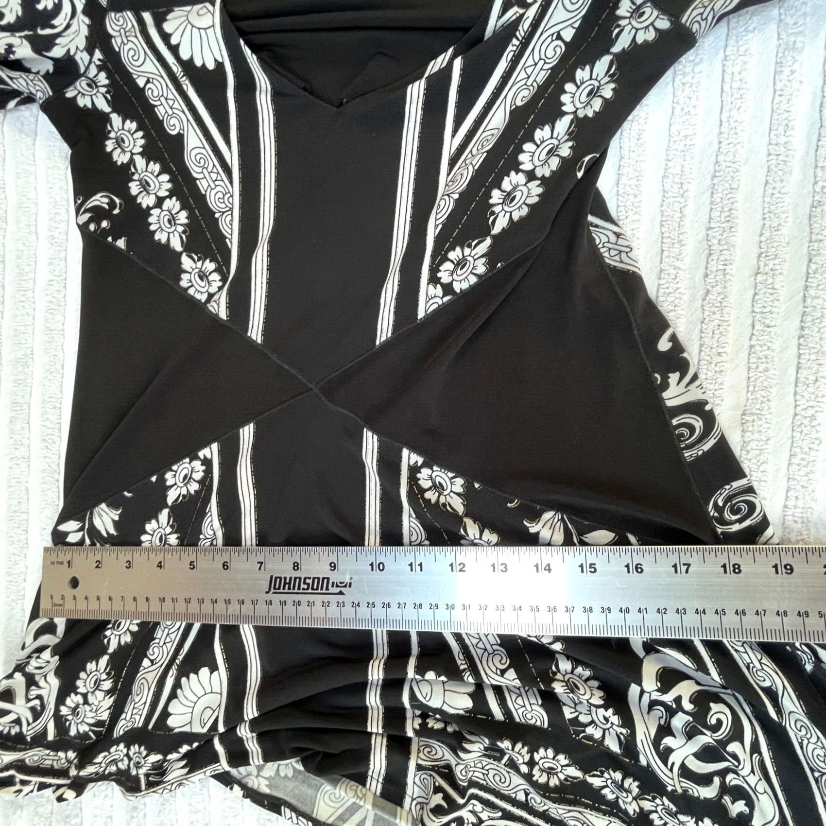 Vintage Eva Varro Dress Small Black White Floral Print V-Neck 3/4 Sleeve Tunic Top / Size S / US 4 / IT 40 - 6 Thumbnail