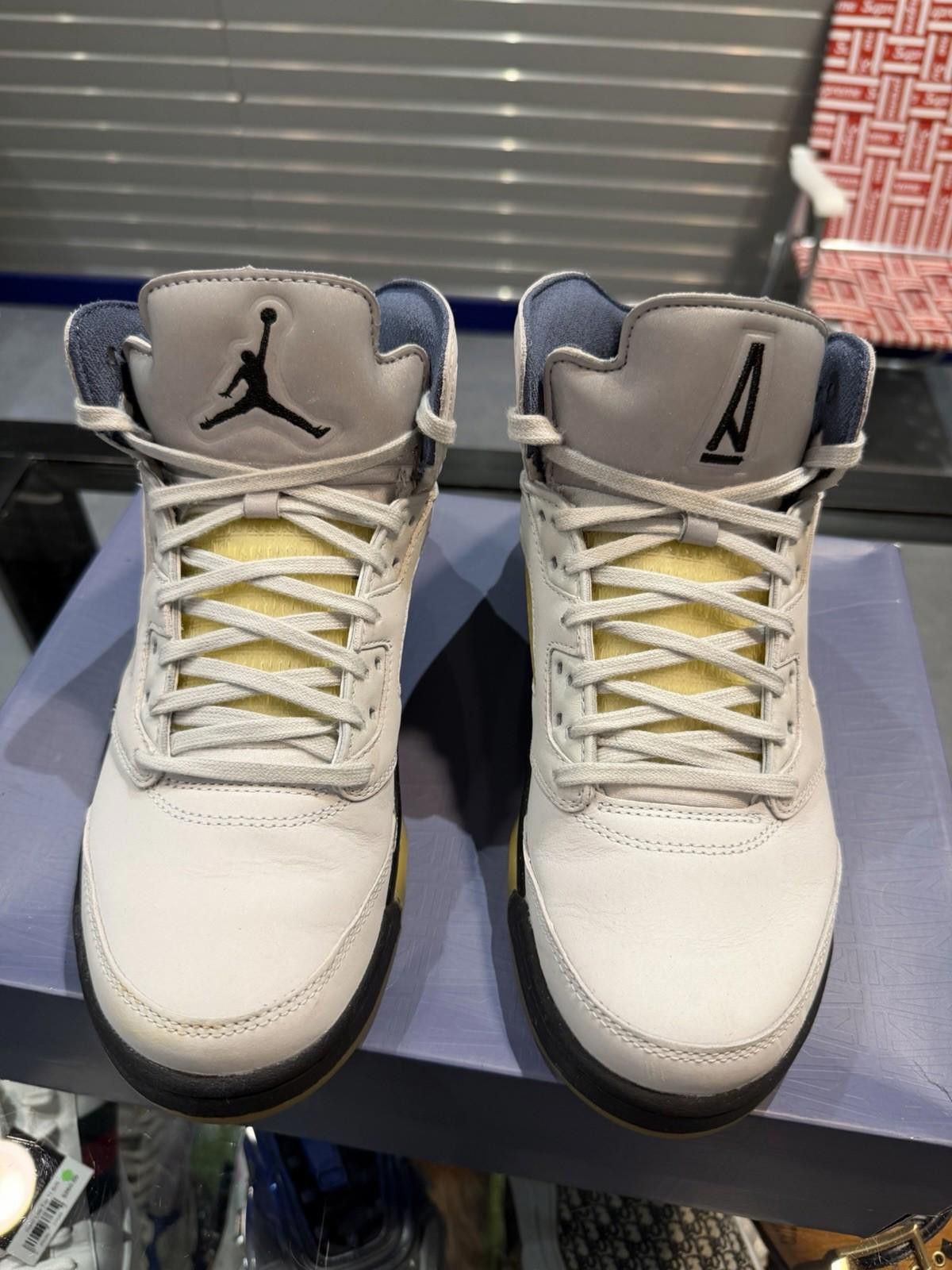 Jordan Brand Jordan 5 Retro A Ma Maniere Dawn (W) Size 10W/8.5M Size US 10 / IT 40 - 7 Thumbnail
