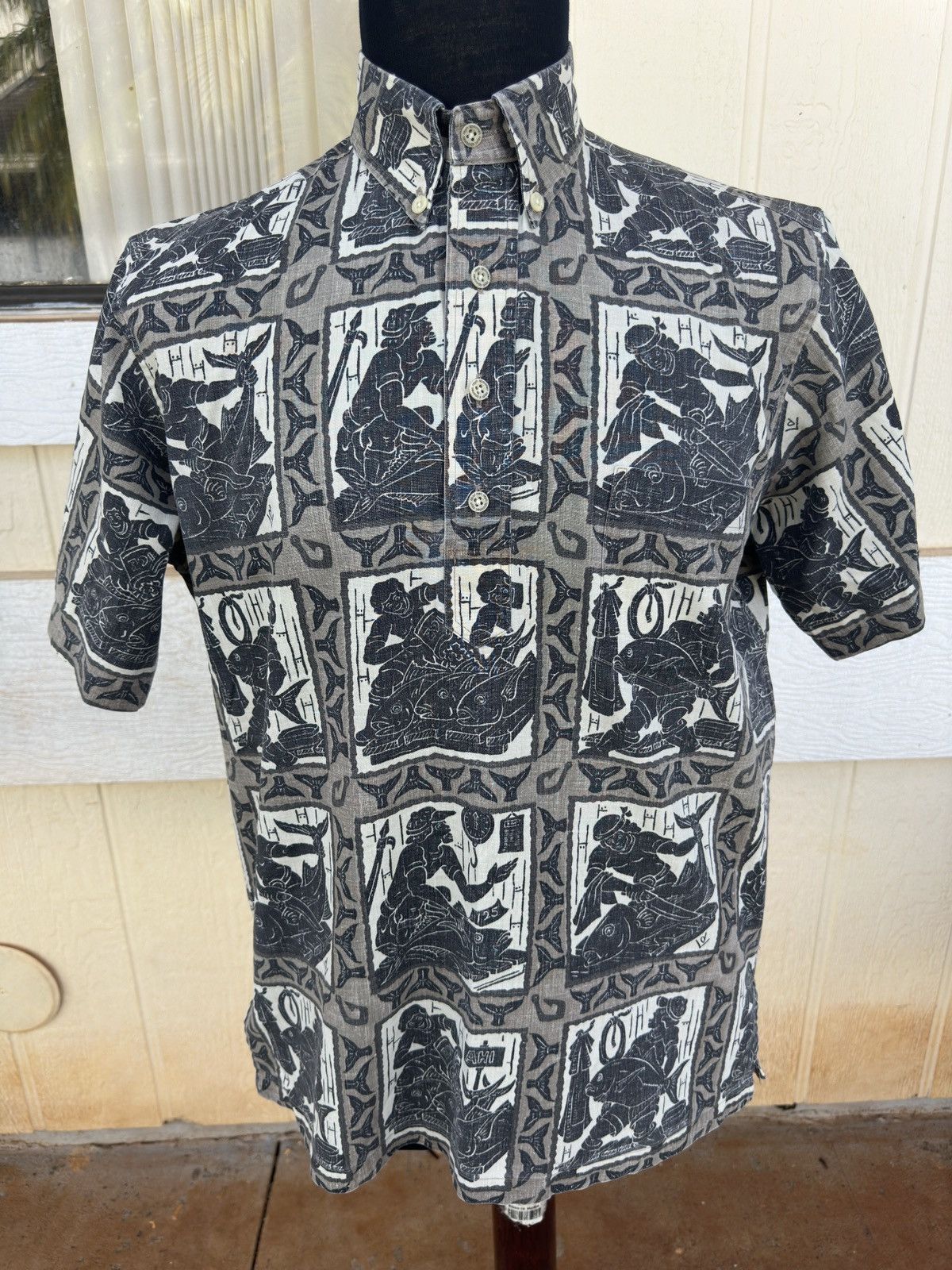 Reyn Spooner PeOwned Reyn Spooner Dietrich Varez Men's S Black/Gray Size US S / EU 44-46 / 1 - 1 Thumbnail