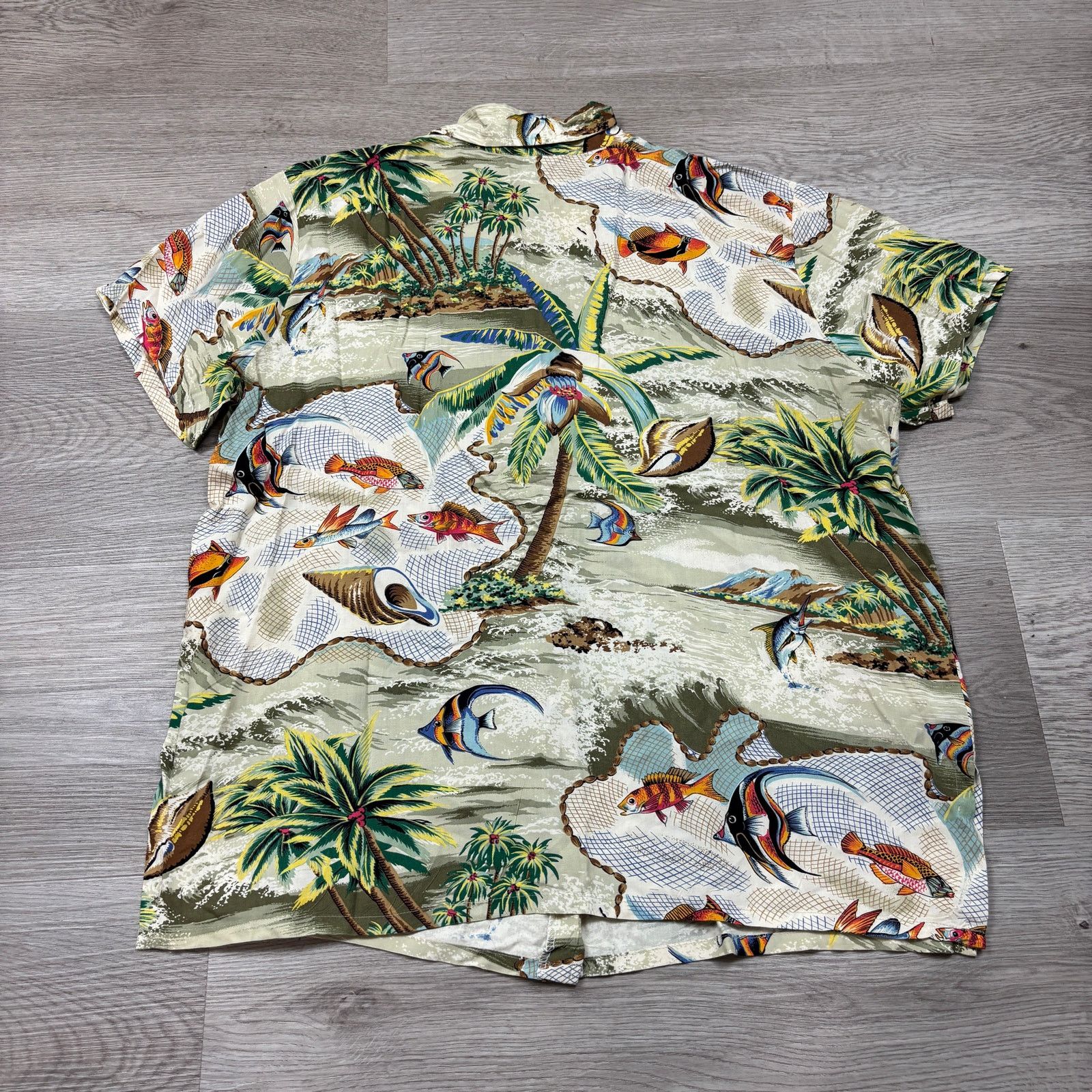Reyn Spooner × Vintage Vintage Reyn Spooner Hawaiian Palm Tree Fish Shirt Men's S Size US S / EU 44-46 / 1 - 3 Thumbnail