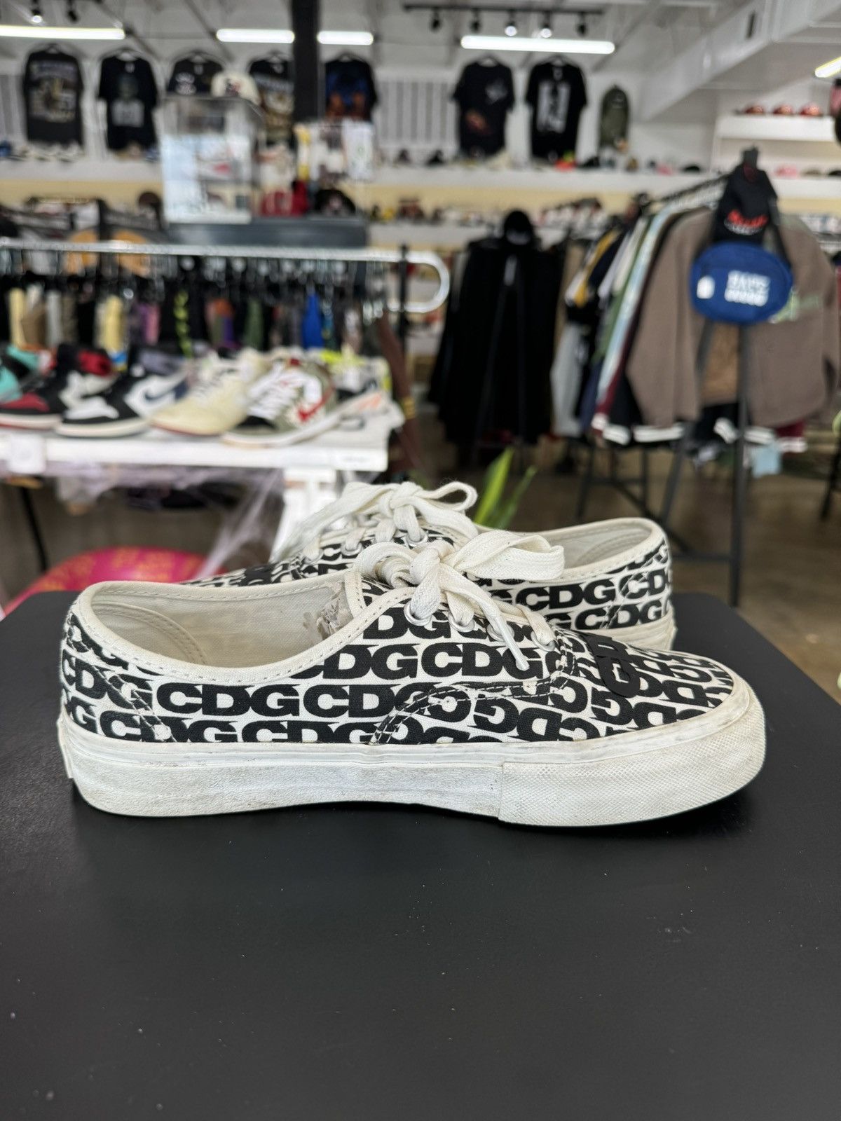 Comme des Garcons × Vans CDG Comme Des Garçons x Vans Authentic Sz. 5.5M / 7W Size US 5.5 / EU 38 - 4 Thumbnail