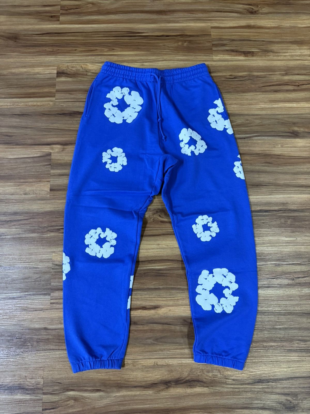 DENIM TEARS DENIM TEARS WREATH SWEATPANTS Size US 38 / EU 54 - 1 Thumbnail