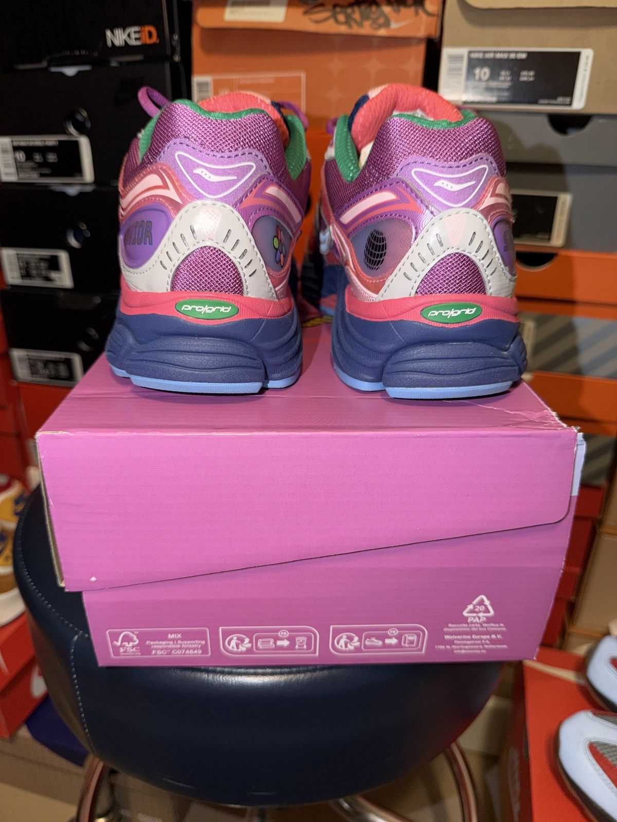 Saucony Saucony PROGRID OMINI 9 “JAE TIP” Size US 9.5 / EU 42-43 - 4 Thumbnail