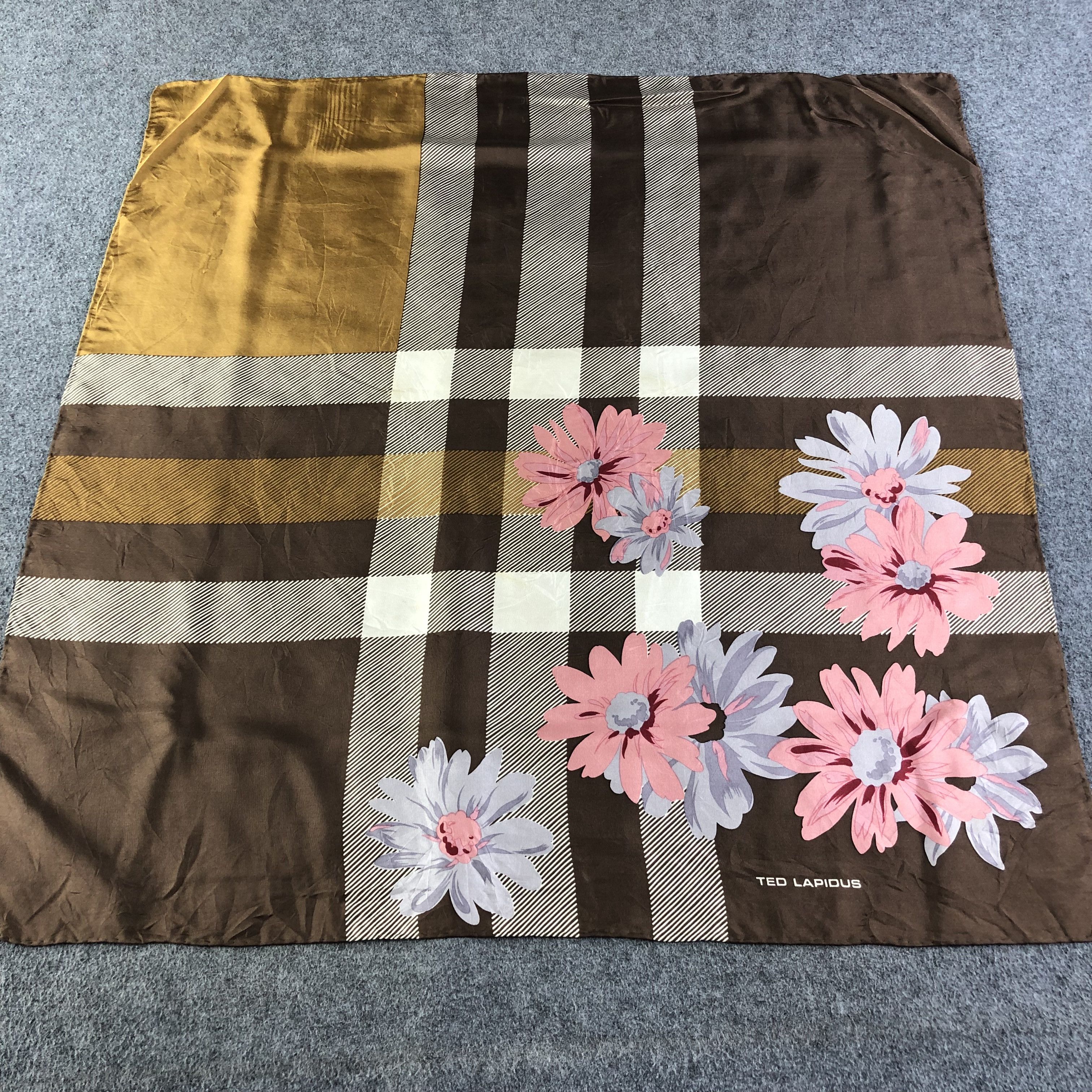 TED LAPIDUS Ted Lapidus Floral Hand Rolled Silk Scarf M443 Size ONE SIZE - 1 Thumbnail