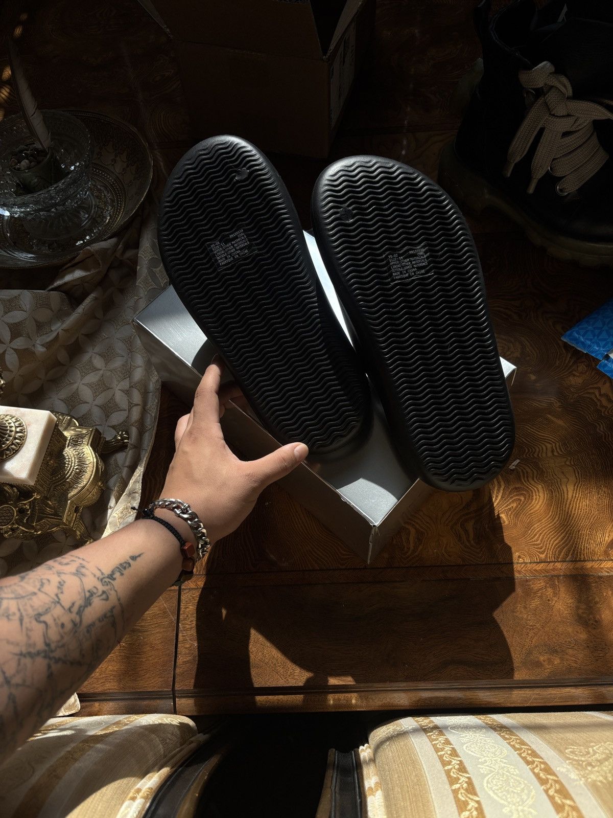 Yeezy Ys-02 s9 SHIPSAMEDAY Size US 9 / EU 42 - 10 Thumbnail
