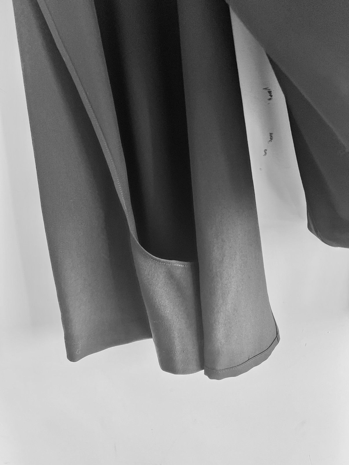 Yohji Yamamoto Yohji Yamamoto Collections - RAYON LAWN SIDE PANTS Size US 30 / EU 46 - 6 Thumbnail
