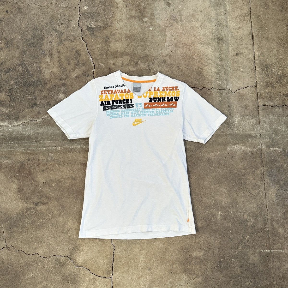 Nike × Vintage Vintage Nike Air Force 1 vs Dunk Low T-Shirt Size US S / EU 44-46 / 1 - 1 Thumbnail