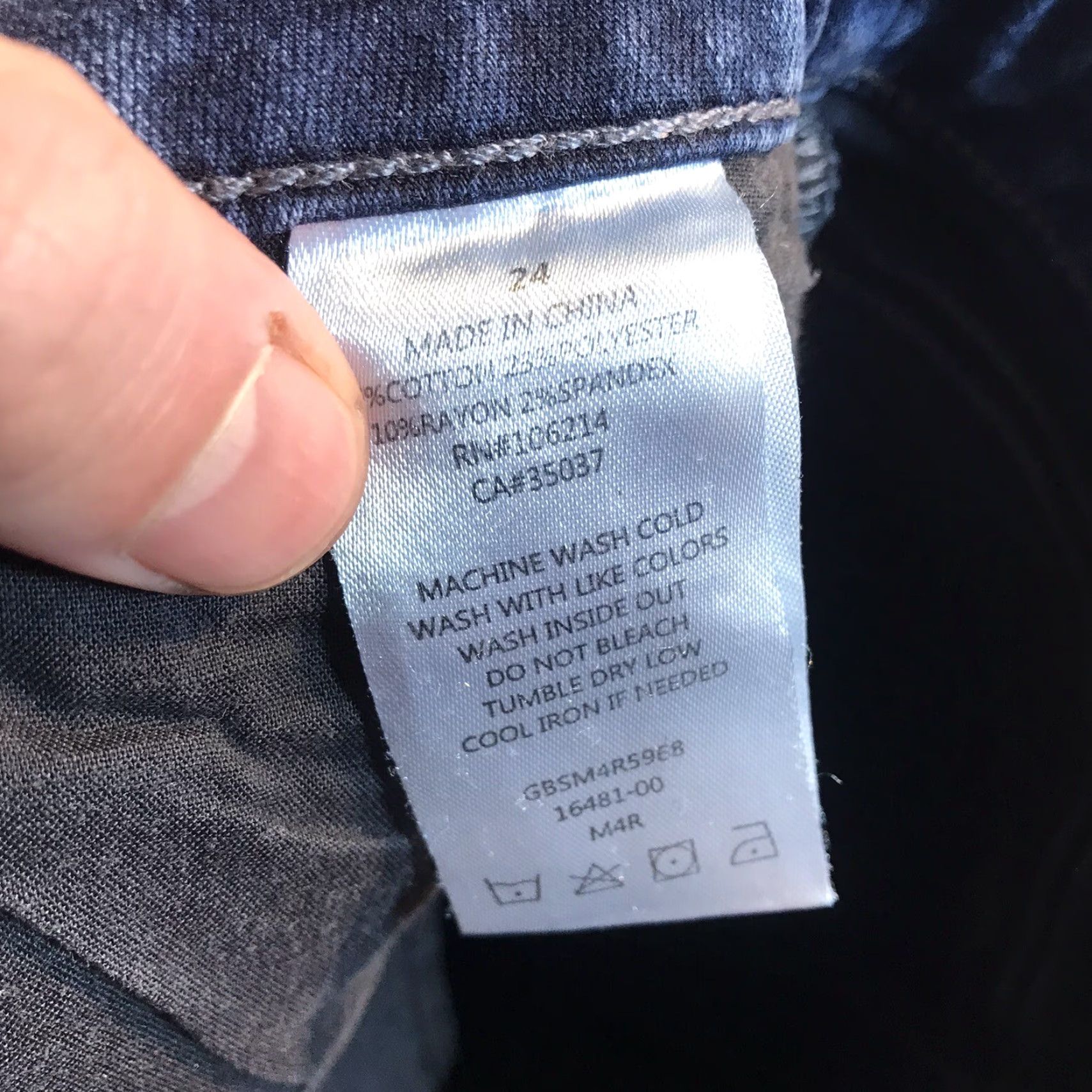 Vintage Joe's Jeans Womens Jeans 24 x 25 Inseam Skinny Ankle Crop Denim Stretch 5-Pocket Blue Fall Spring Summer Winter Womens Size 42" / US 20 - 4 Thumbnail