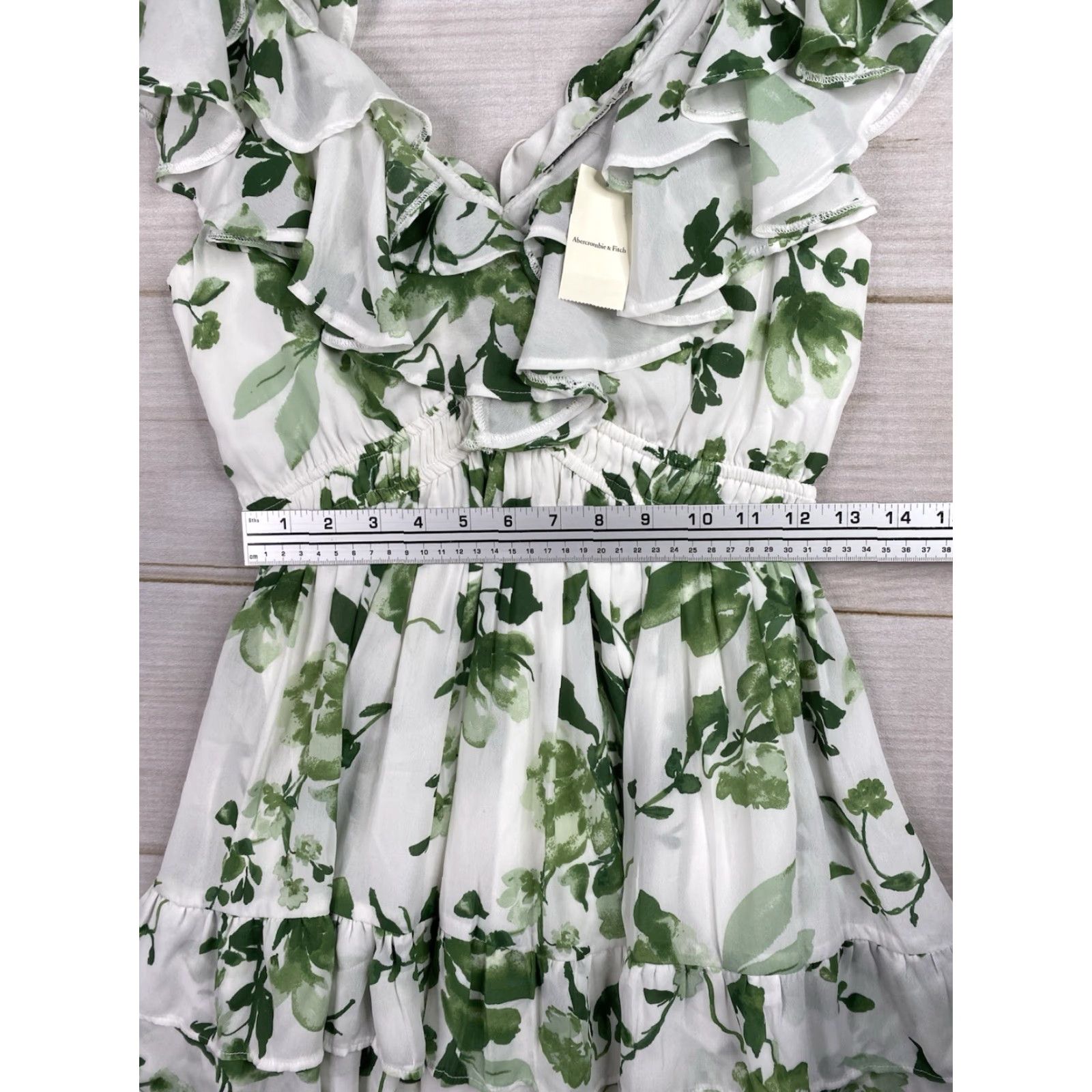 Abercrombie & Fitch Abercrombie & Fitch Dress Short Sleeve Floral Ruffle V-Neck Petite Green Multicolor Lined Smocked Mini PS Womens Size S / US 4 / IT 40 - 6 Thumbnail