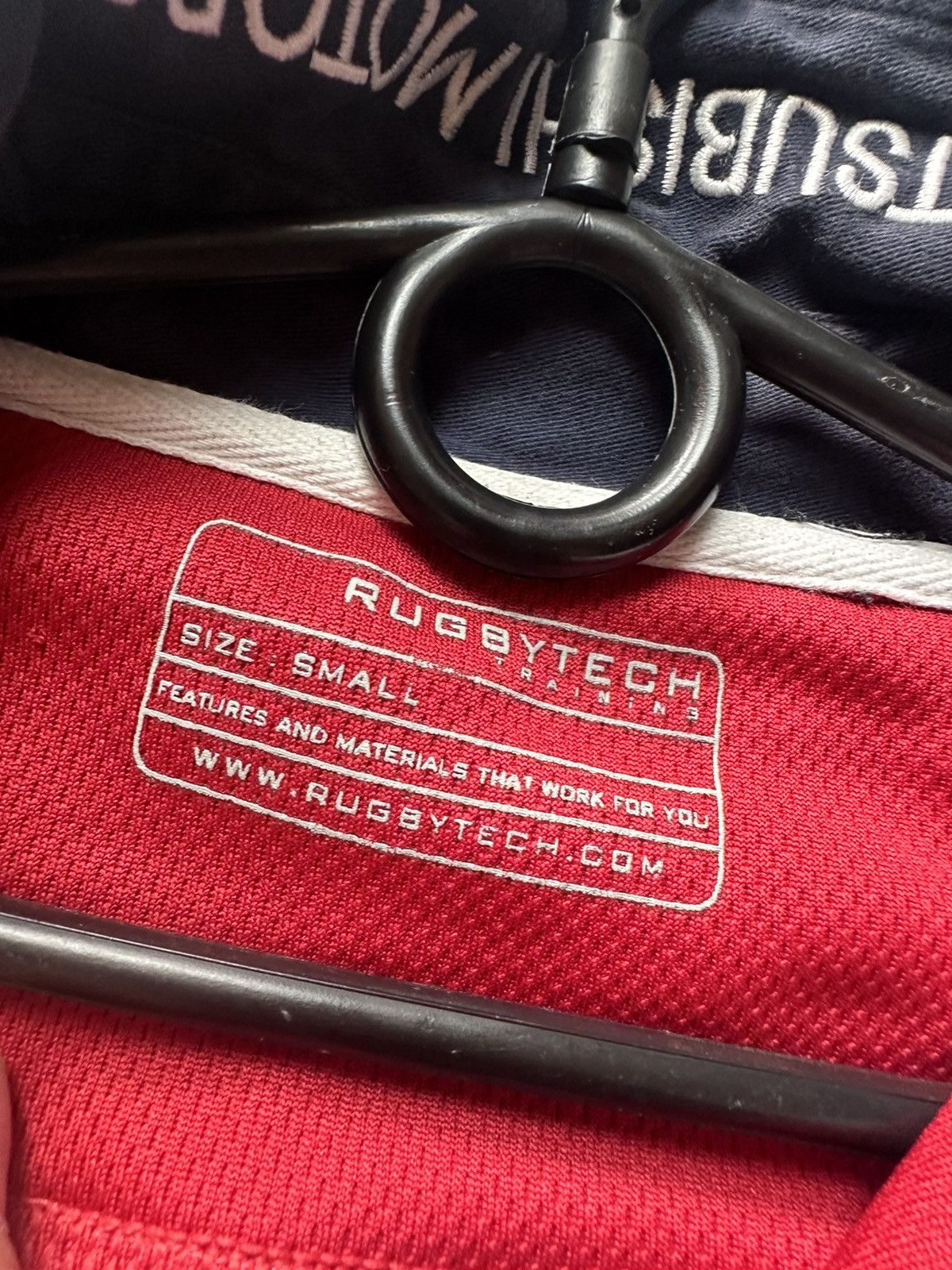 Vintage Vintage Rugby jersey Gloucester size S/M red Mitsubishi logo Size US S / EU 44-46 / 1 - 7 Thumbnail