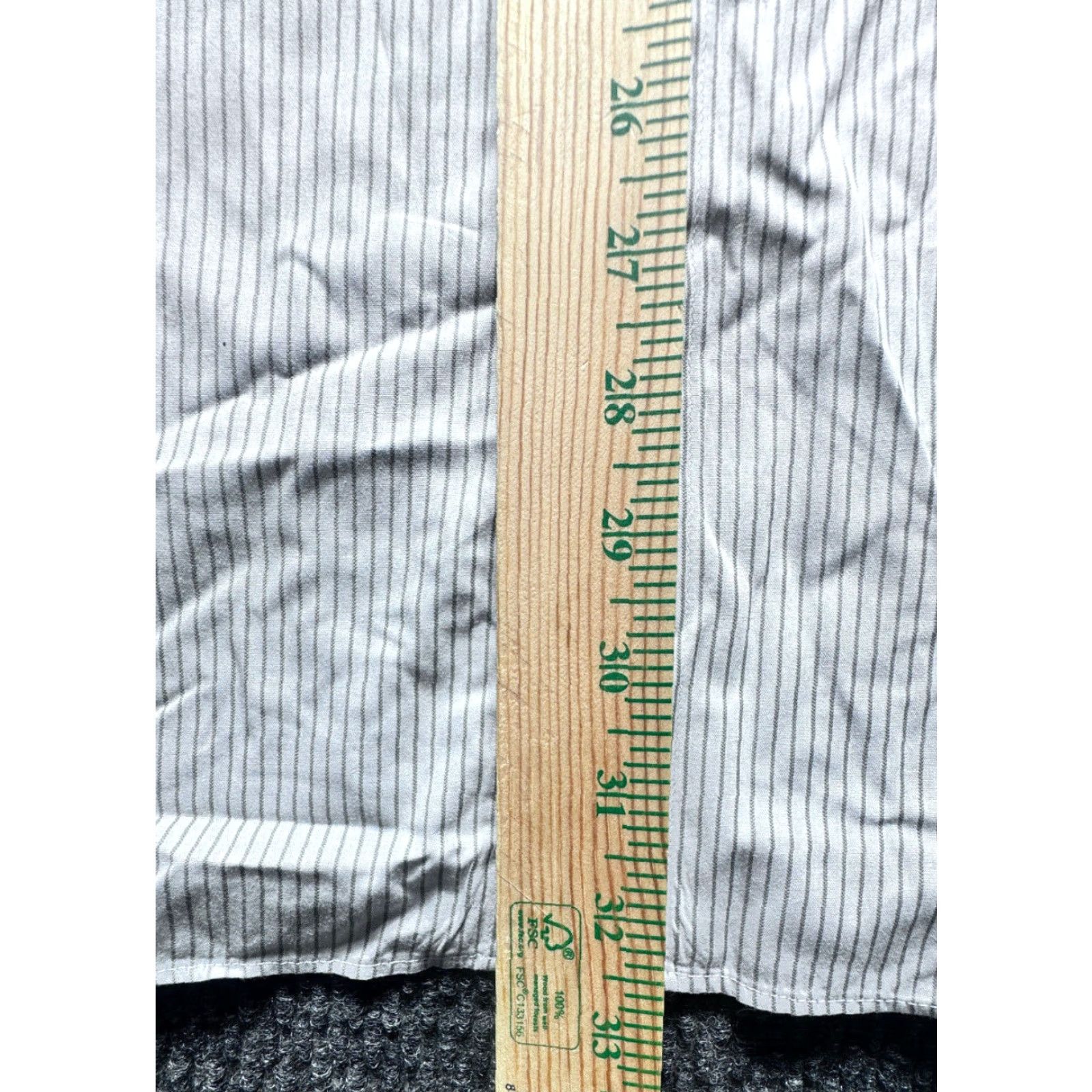 Vintage Armani Collection Long Sleeve Button-Up Mens Large Stripe Italy 100% Cotton 1664 Size US L / EU 52-54 / 3 - 5 Thumbnail