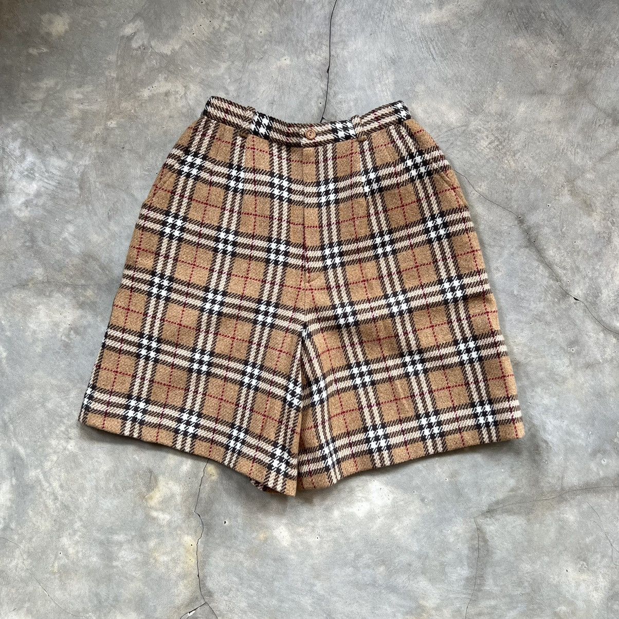 Burberry Golf Nova Check Wool Short Pants