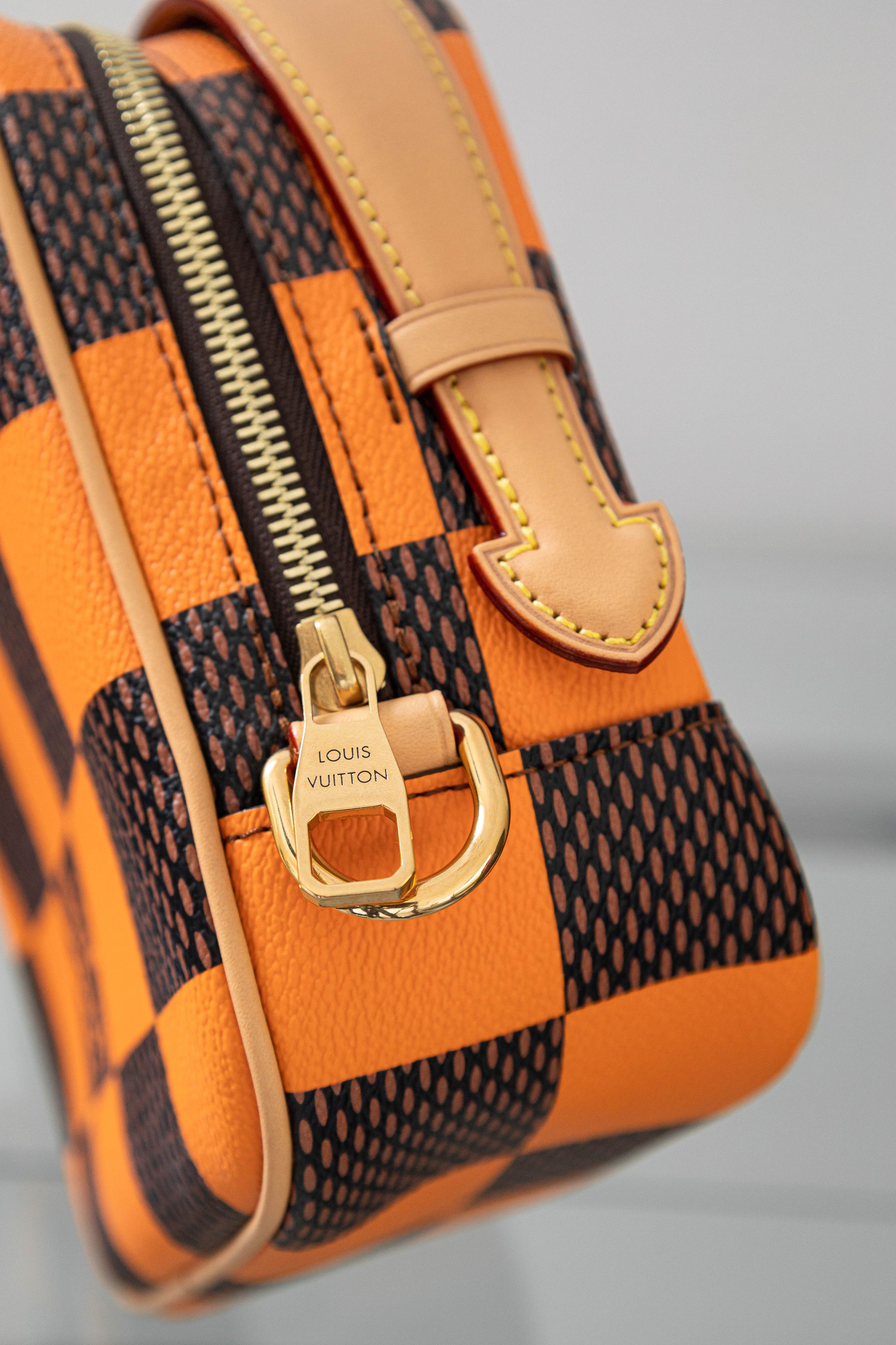 Louis Vuitton Damier Pop Chess Messenger Shoulder Bag N40548 Size ONE SIZE - 8 Thumbnail