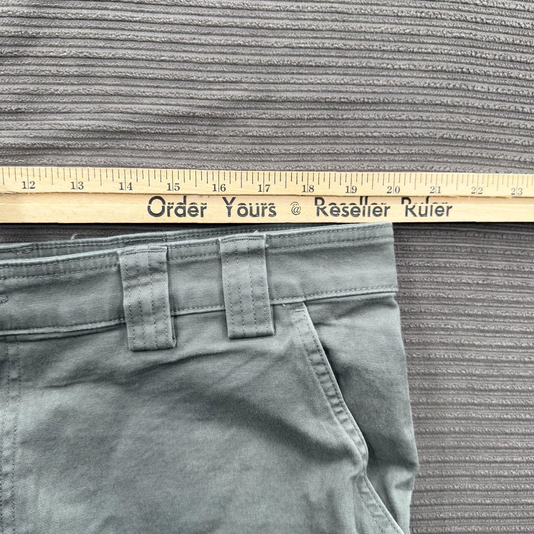 Duluth Trading Company Duluth Trading Flex Fire Hose Cargo Shorts Mens 40 Green Relaxed Fit Utility Workwear Shirts Pants? Size US 40 / EU 56 - 7 Thumbnail