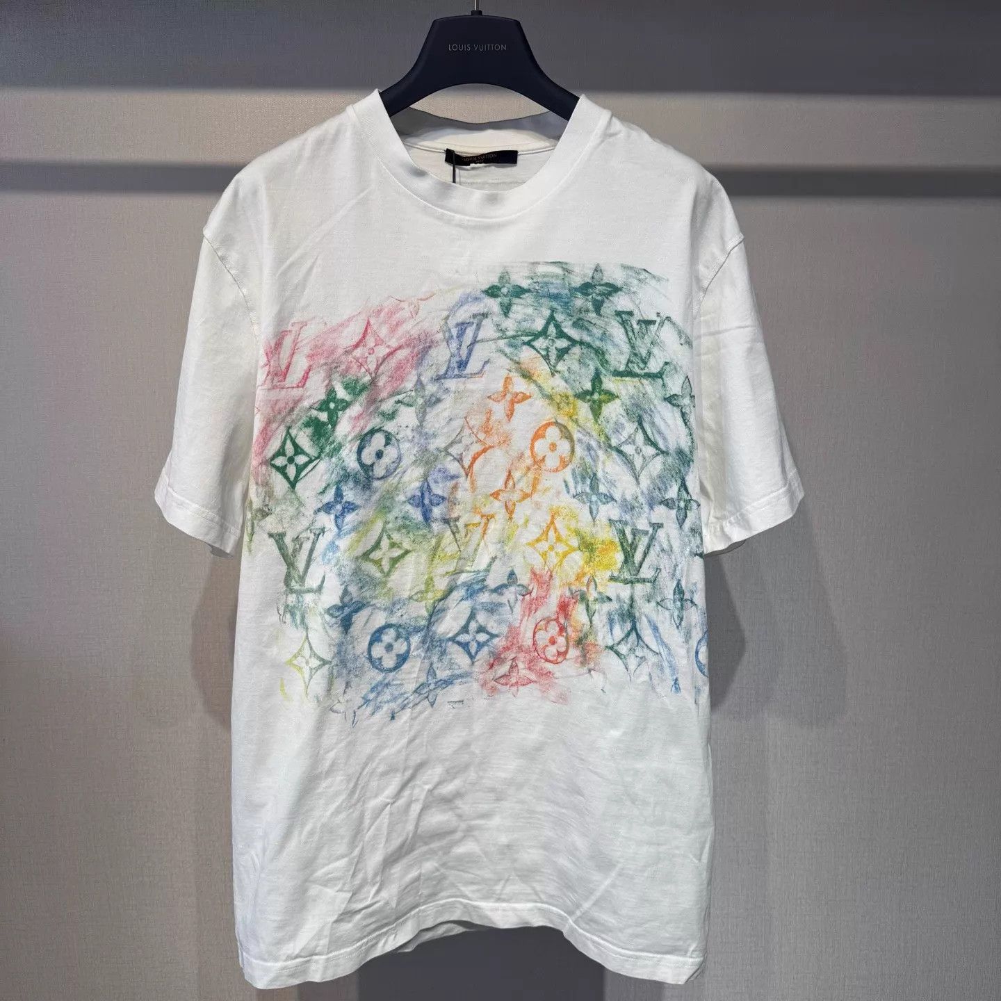 Louis Vuitton Louis Vuitton Crayon White SS Tee L NEW Size US L / EU 52-54 / 3 - 1 Thumbnail