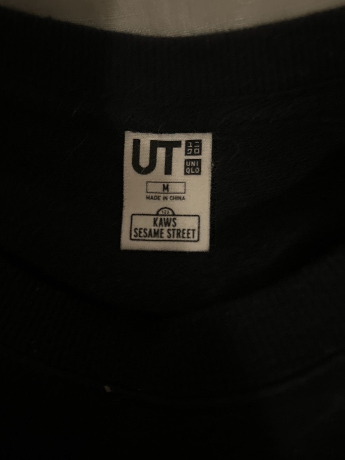 Kaws × Uniqlo Kaws x Uniqlo x Sesame Street Crewneck Size US M / EU 48-50 / 2 - 3 Thumbnail