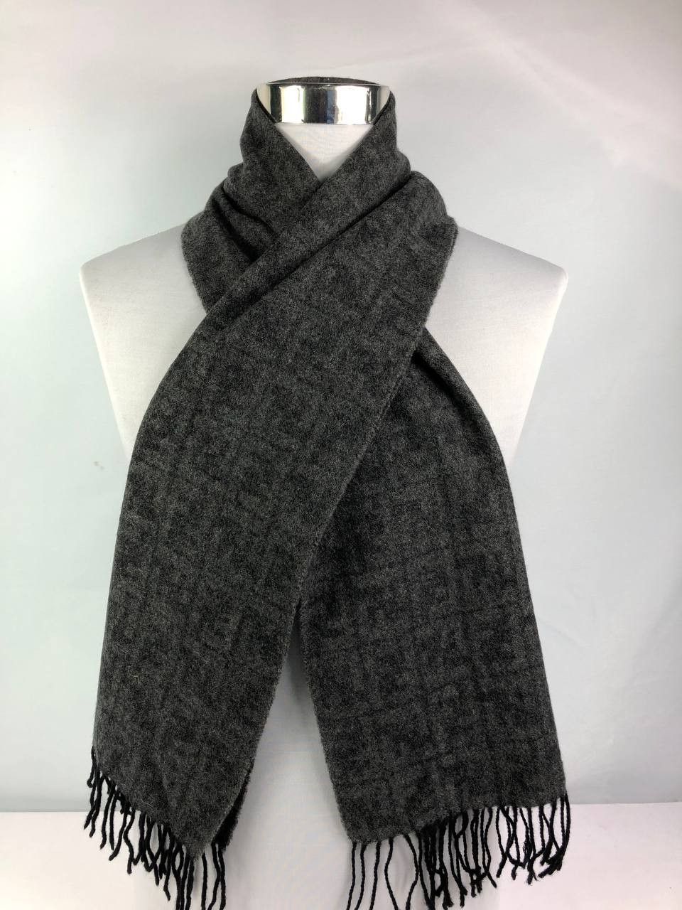 Vintage Fendi Monogram Scarf / Muffler / Neckwear FS361 Size ONE SIZE - 1 Thumbnail