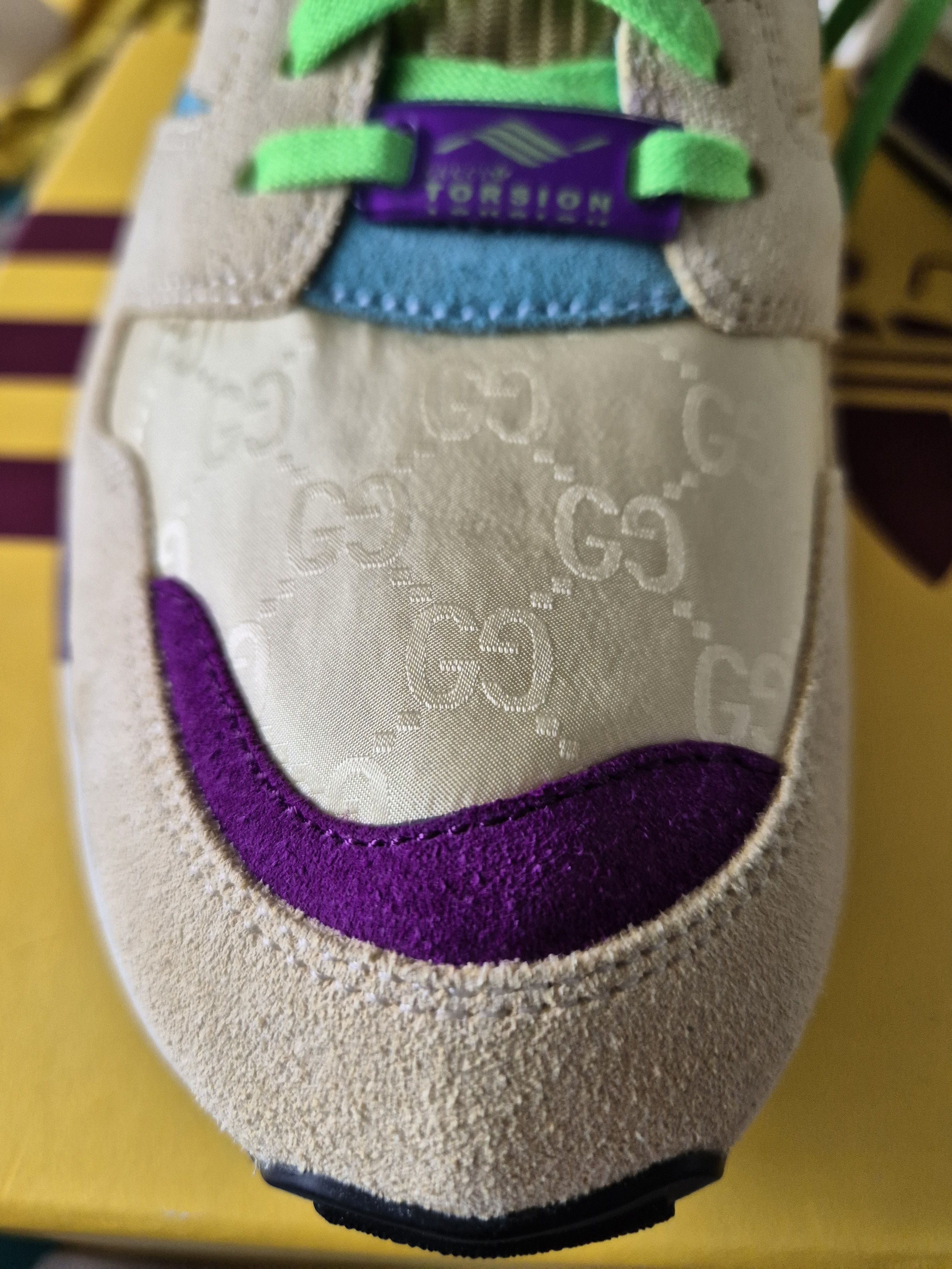 Adidas × Gucci adidas x Gucci ZX 8000 monogramme GG beige (Women's) Size US 10 / IT 40 - 3 Thumbnail
