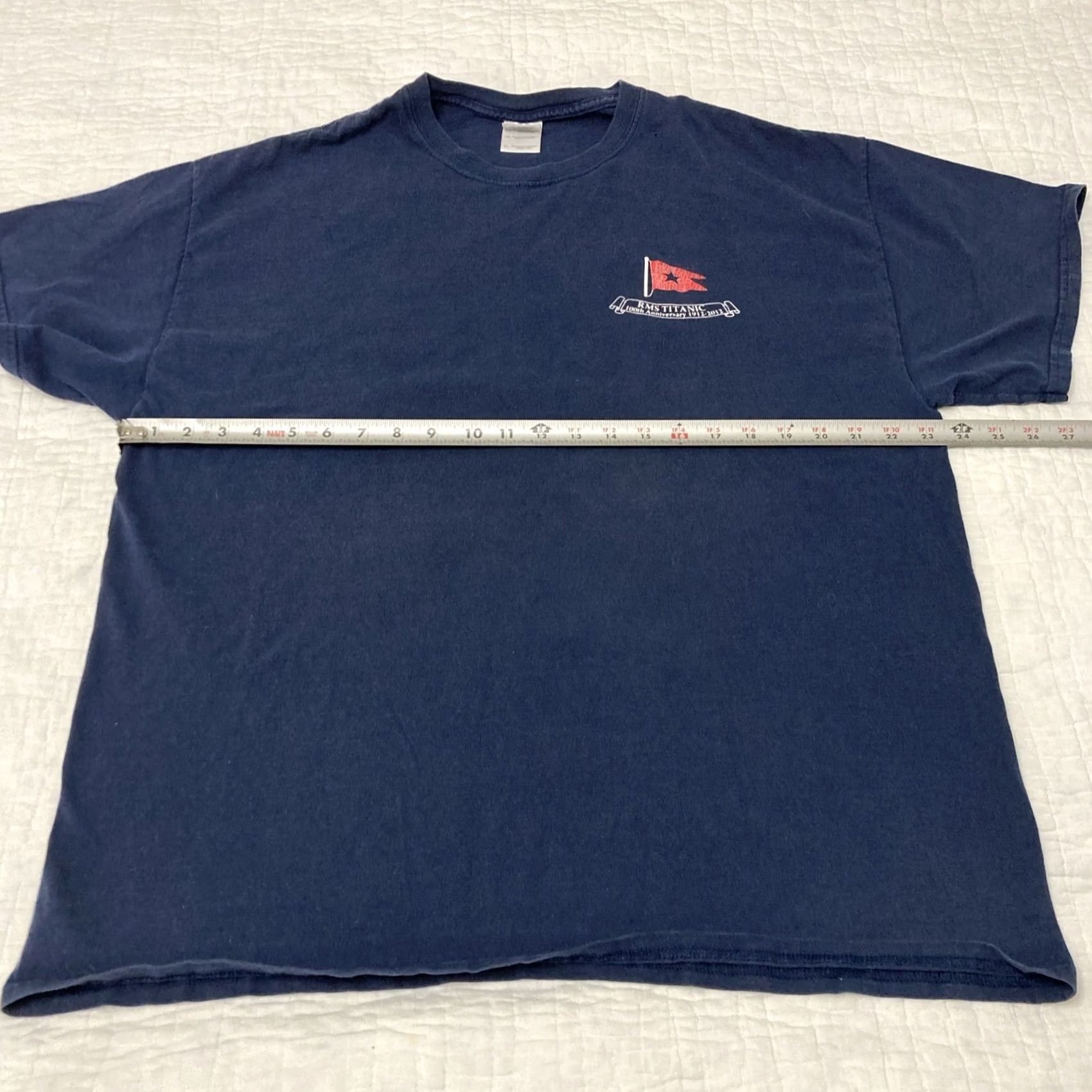 Gildan VINTAGE RMS Titanic A New Musical 100th Anniversary T Shirt Blue Mens XL 2012 Music Shirt Size US XL / EU 56 / 4 - 4 Thumbnail