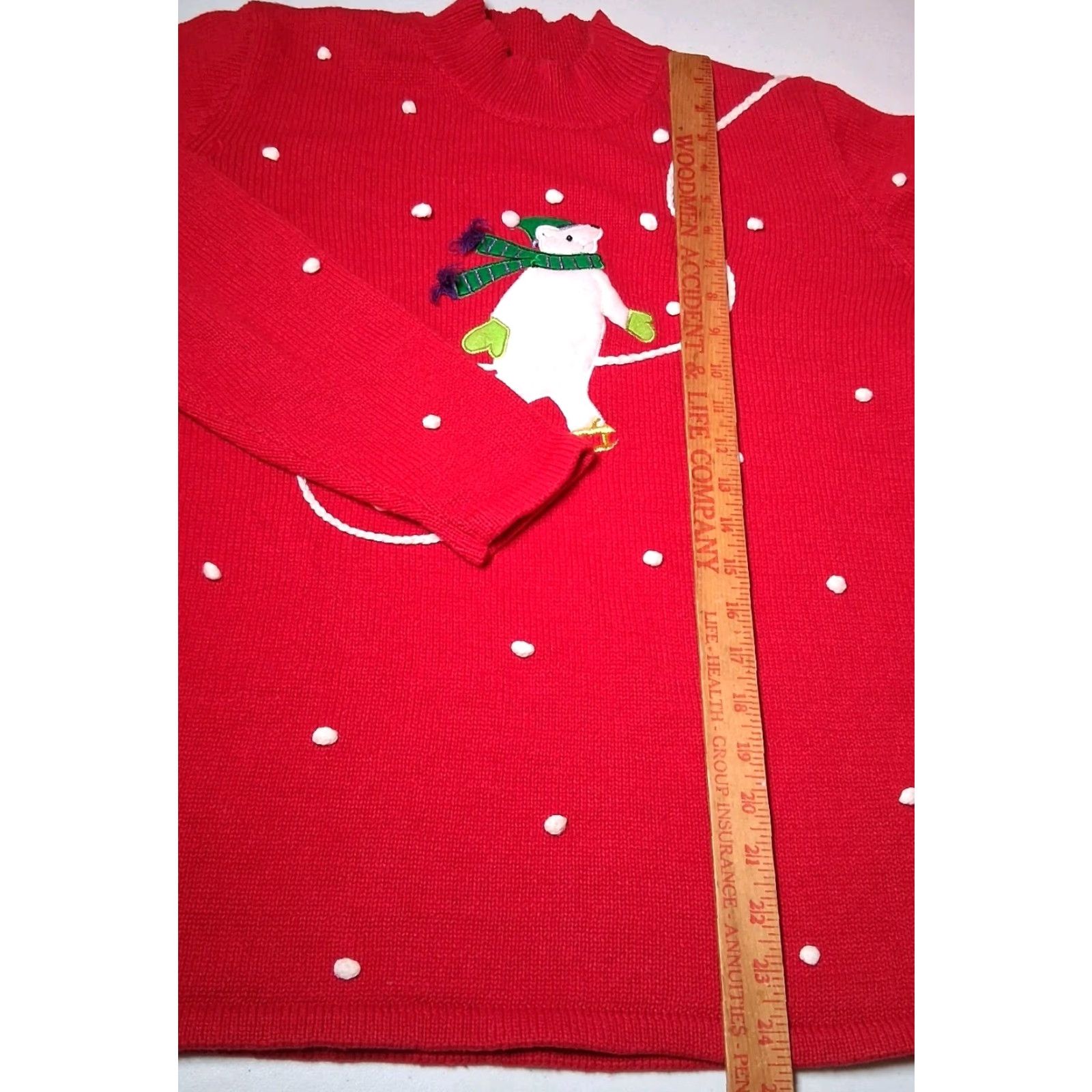Vintage VINTAGE Cinnamon Cinder Christmas Sweater Shirt Women L Red Polar Bear Ice Skating Snow Mock Neck Long Sleeve Size L / US 10 / IT 46 - 6 Thumbnail