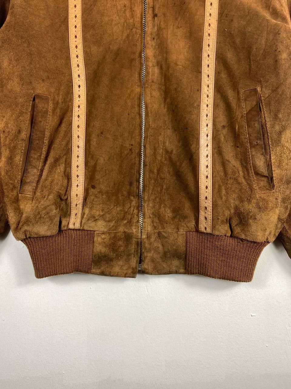 Japanese Brand vintage japanese brand suede leather bomber jacket Size US L / EU 52-54 / 3 - 3 Thumbnail