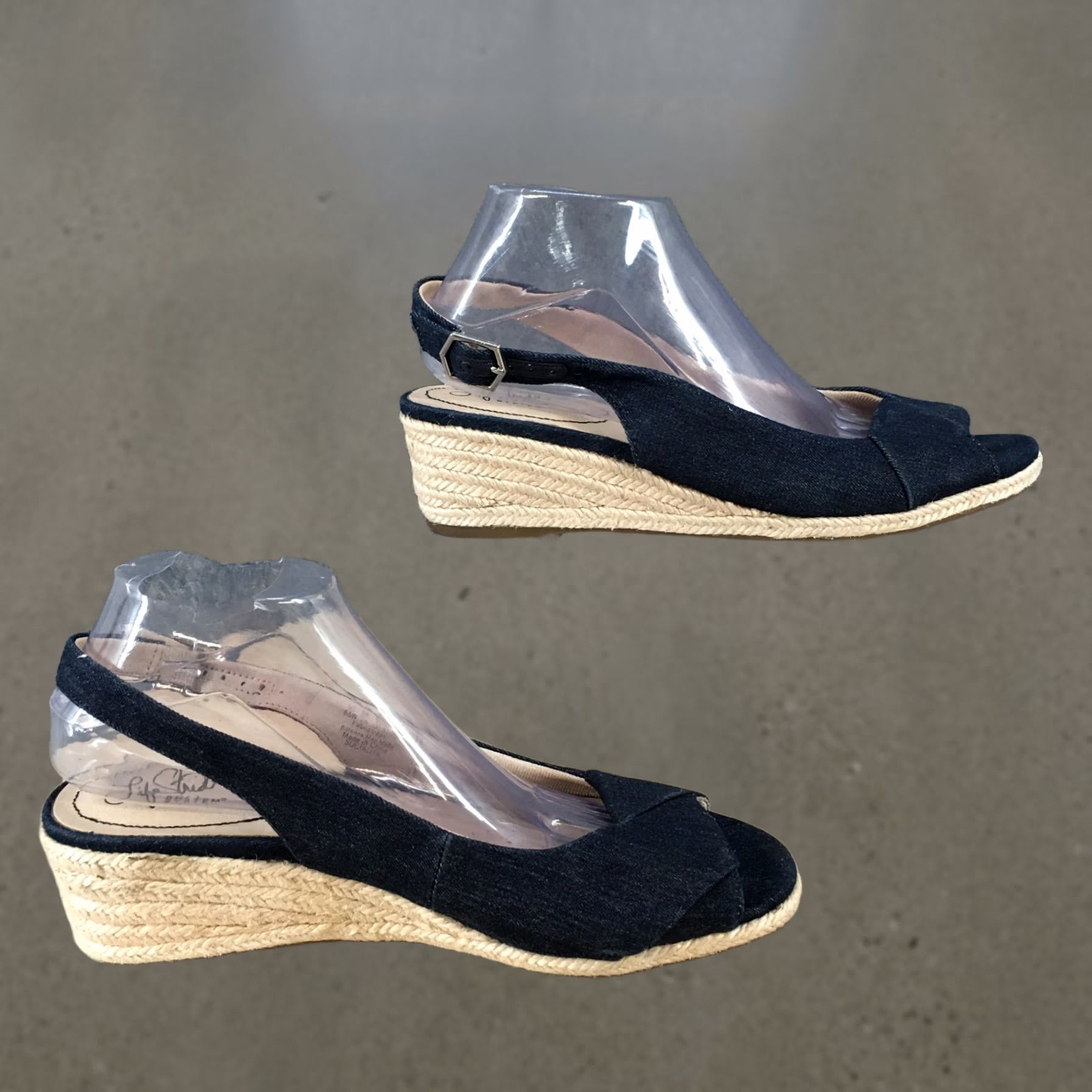 Vintage LifeStride Sandals Womens 9.5 W Socialite Espadrille Wedge Slingback Blue Fabric Size US 10 / IT 40 - 1 Thumbnail