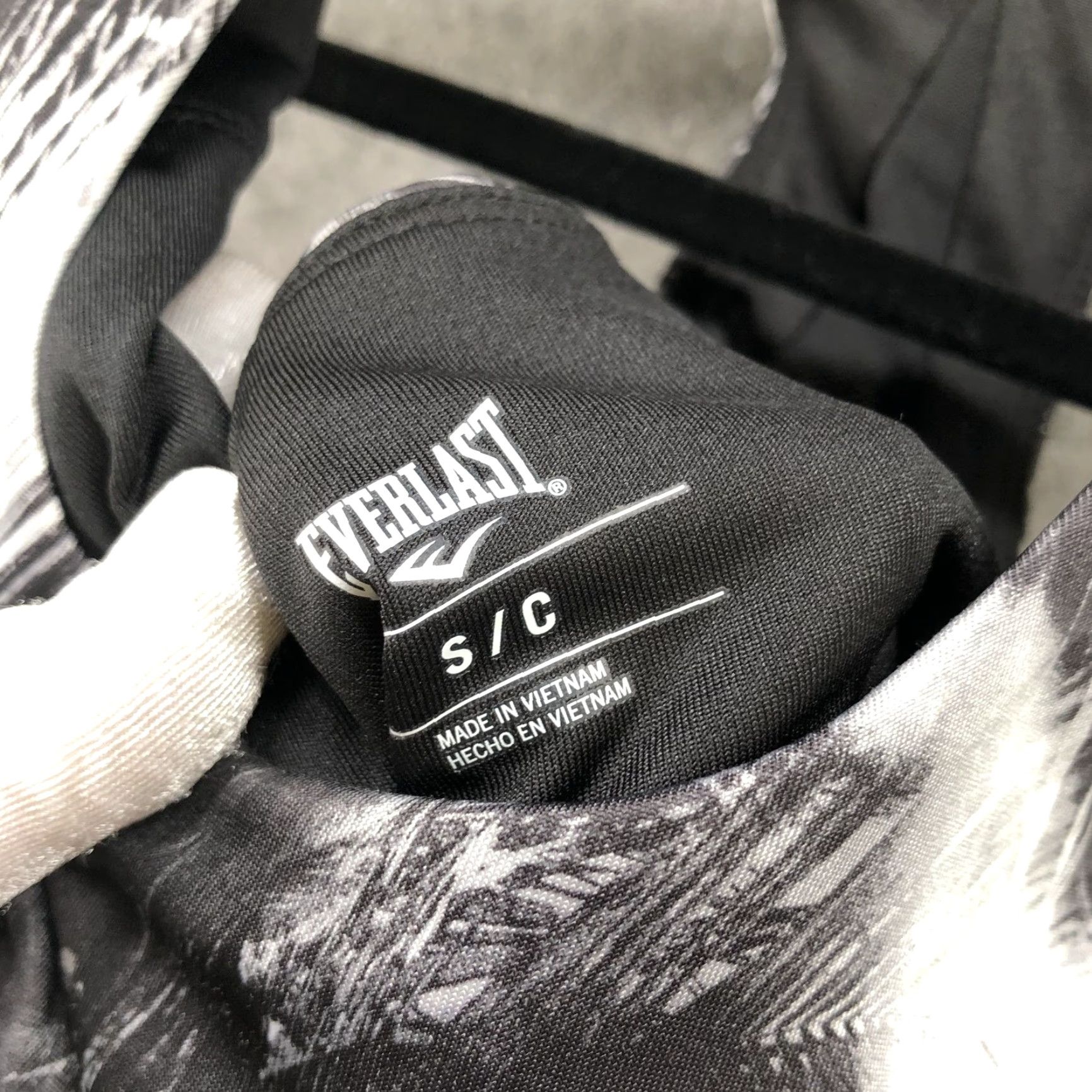 Everlast VINTAGE: Everlast Sports Bra Womens Small S Black White Palm Print Padded Tropical Shirt Womens S Palm Tropical Sports Bra/Activewear Ladies? Size ONE SIZE - 5 Thumbnail