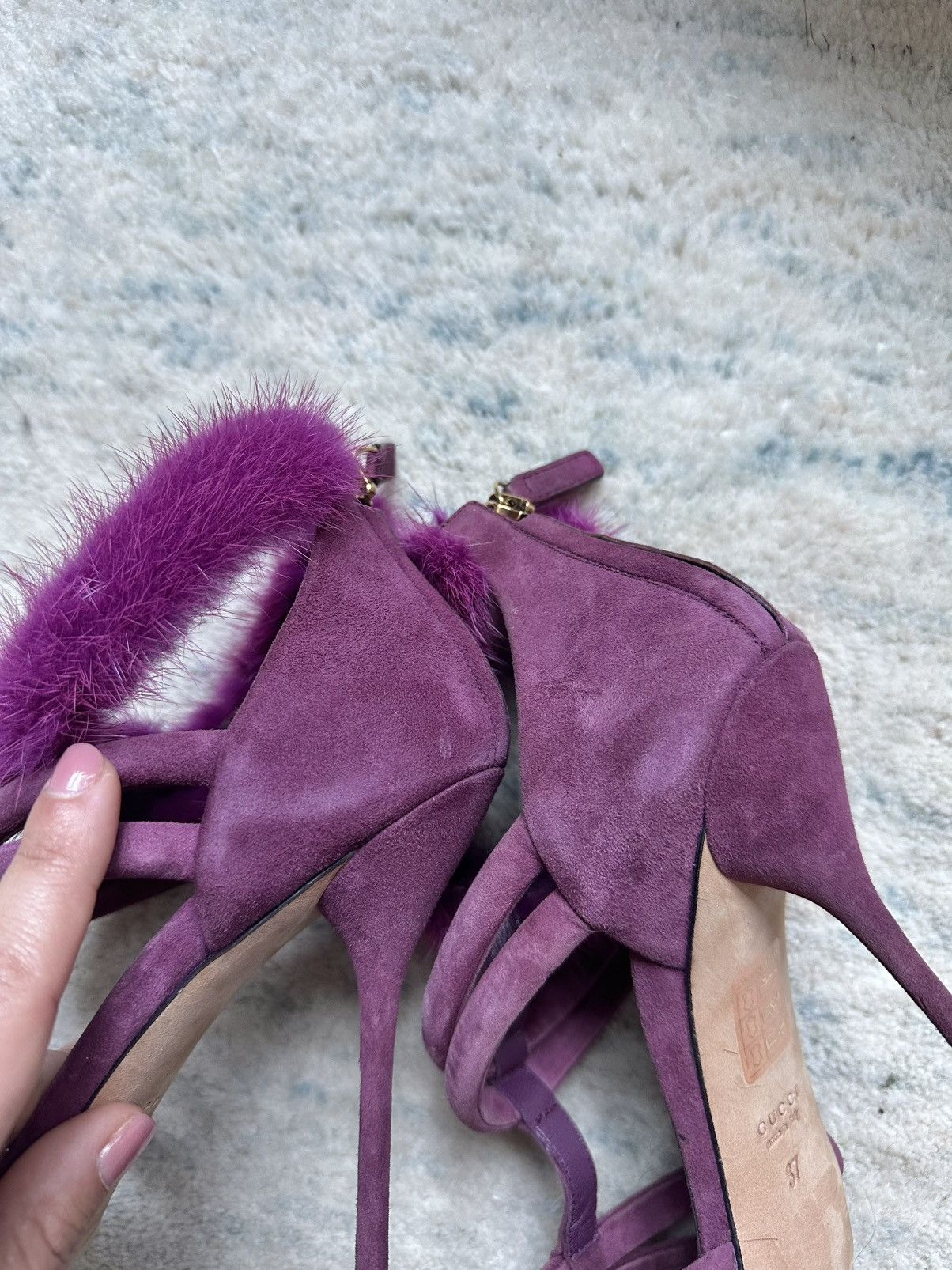 Gucci Gucci Camilla T Strap Suede Heels Sandals Mink Fur Cuff Size US 7 / IT 37 - 9 Thumbnail