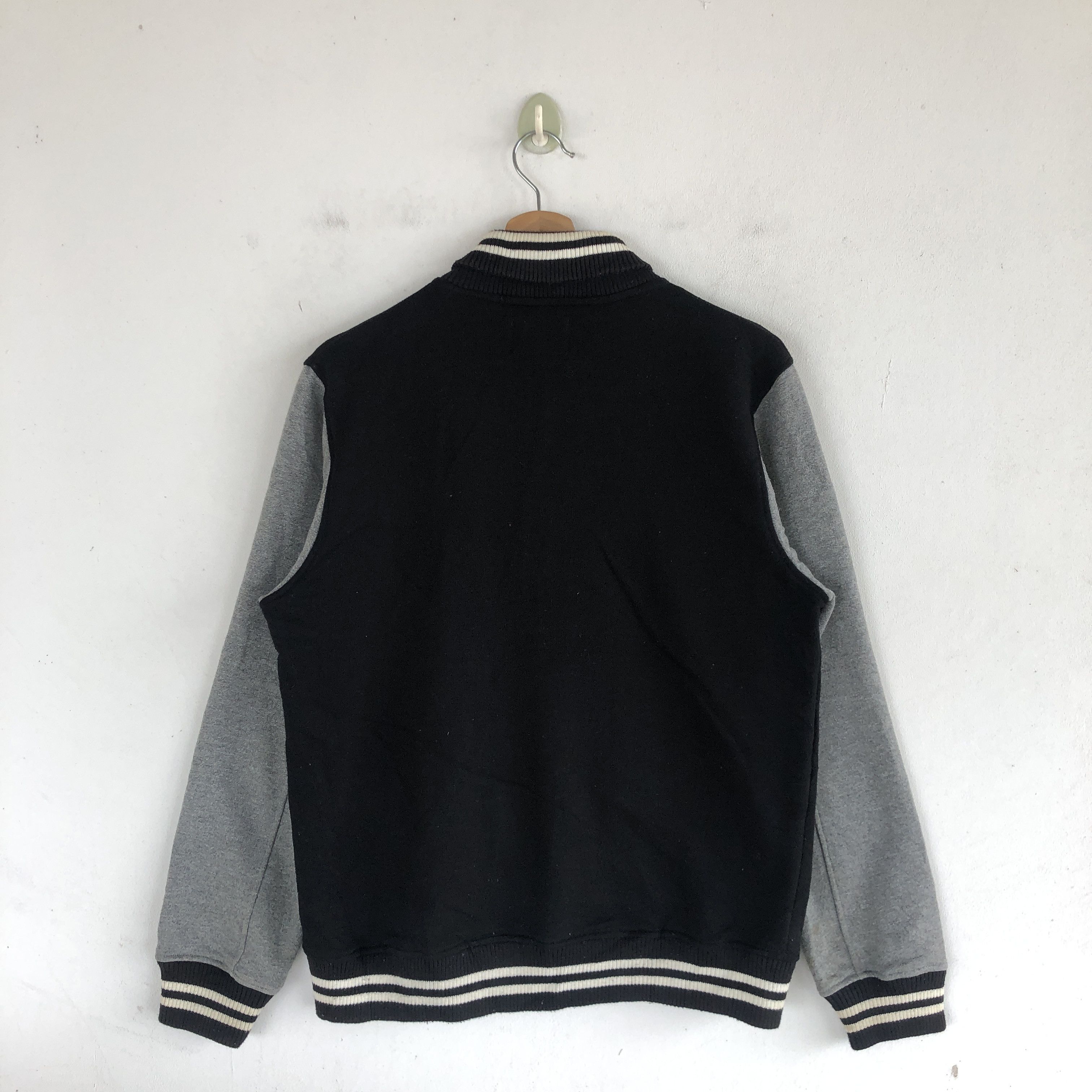 Japanese Brand × Vintage Japanese Harajuku Varsity Sweater Union Station Sweatshirt Size XS / US 0-2 / IT 36-38 - 2 Thumbnail
