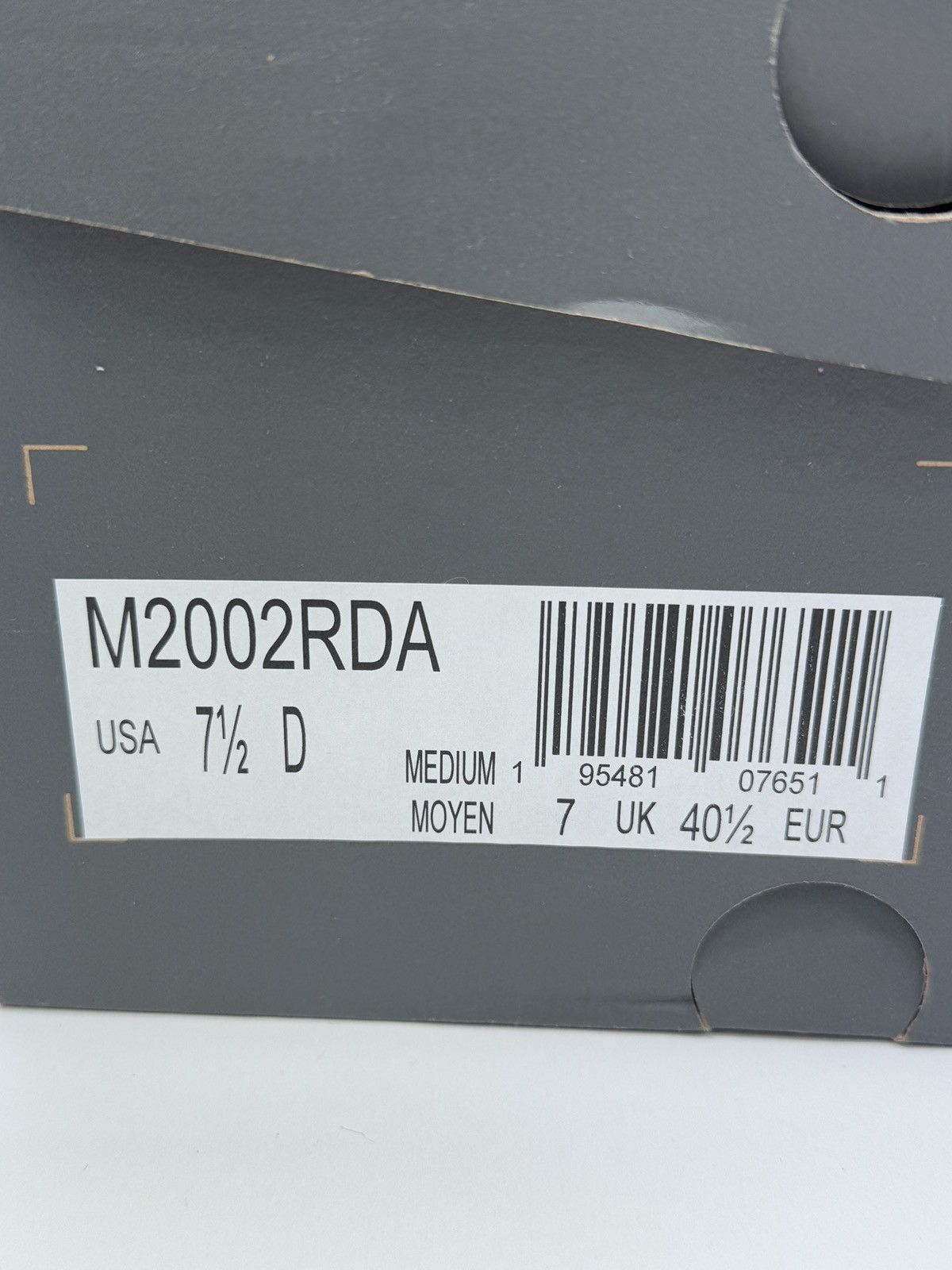 New Balance NEW BALANCE 2002R SNEAKERS Size US 7.5 / EU 40-41 - 11 Thumbnail
