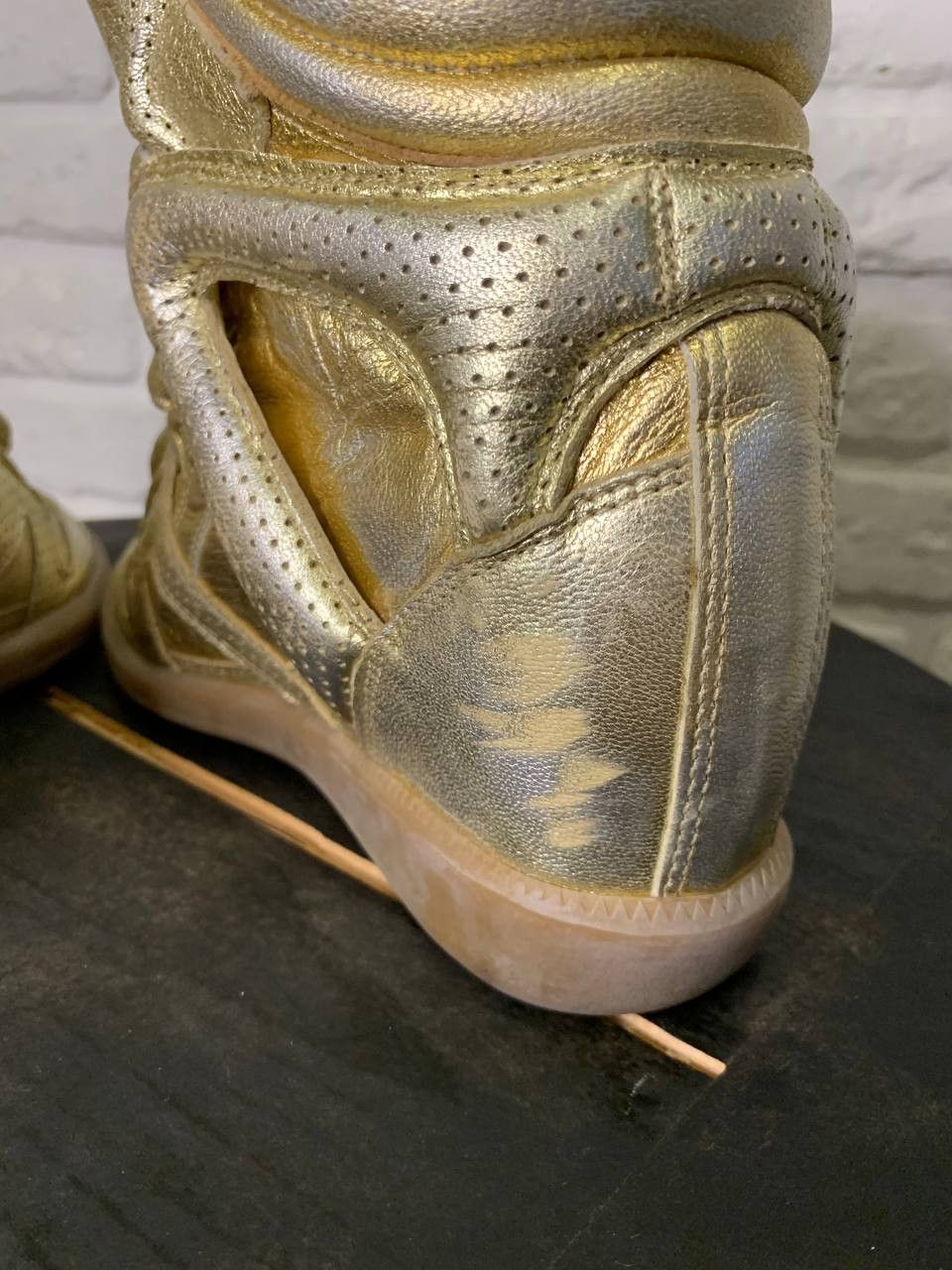 Isabel Marant Etoile Isabel Marant Metallic Gold Leather Bekett Wedge Sneakers Size US 8 / IT 38 - 7 Thumbnail