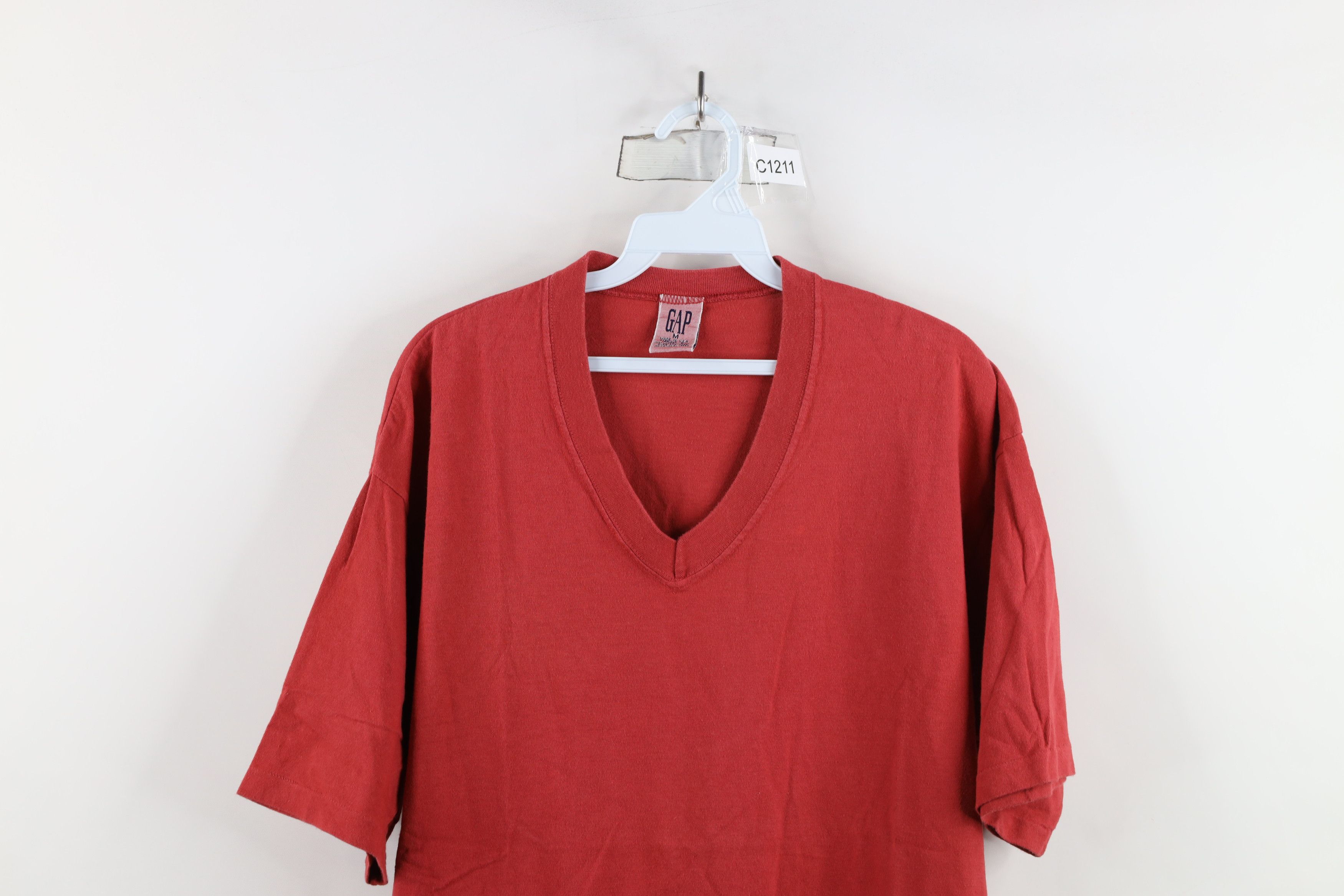 Gap × Vintage Vintage 90s Gap Short Sleeve V-Neck T-Shirt Red Cotton USA Size US M / EU 48-50 / 2 - 2 Thumbnail