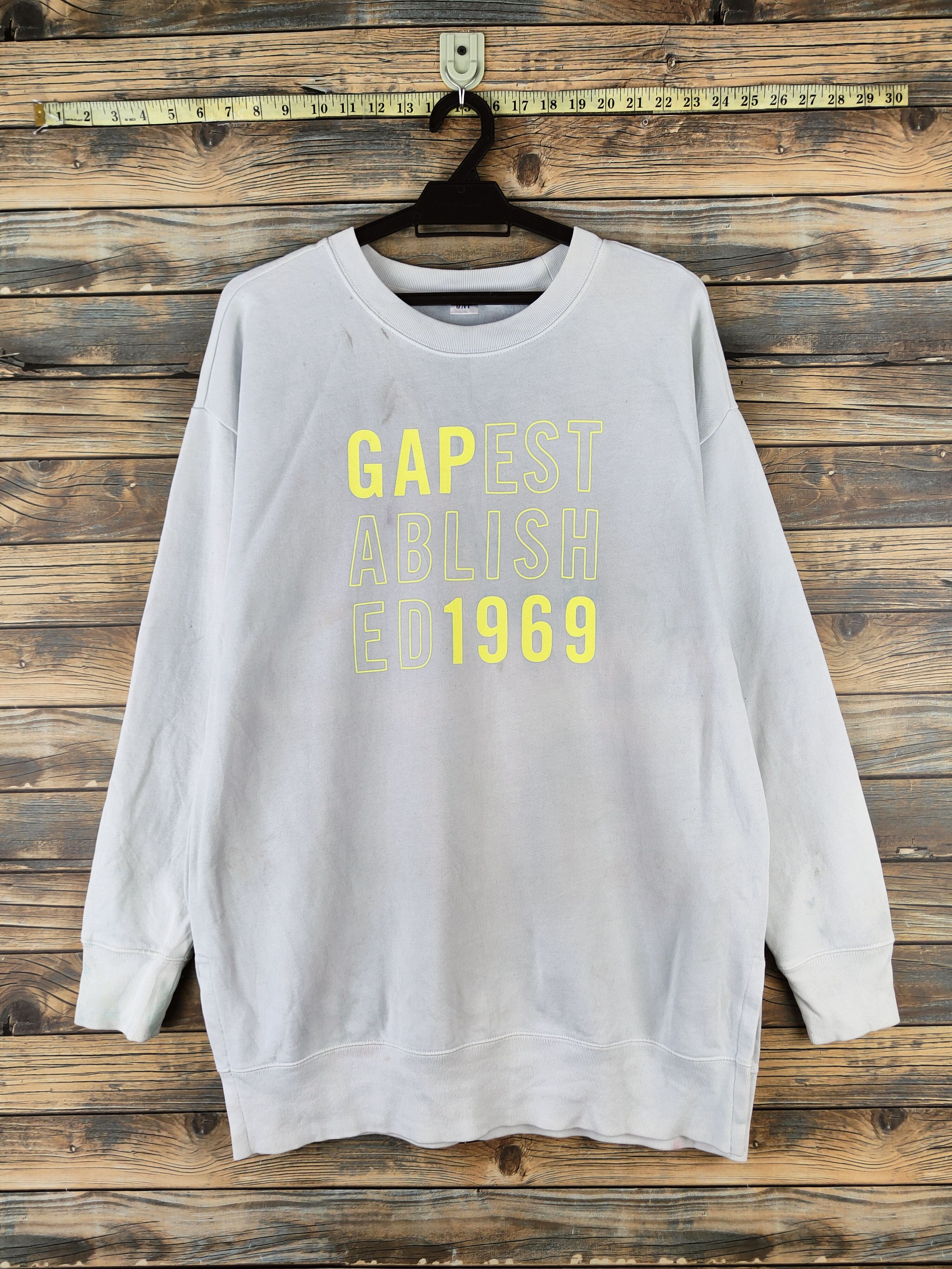 Gap Vintage Gap Soft Blue Faded Sweatshirt Size M / US 6-8 / IT 42-44 - 1 Thumbnail