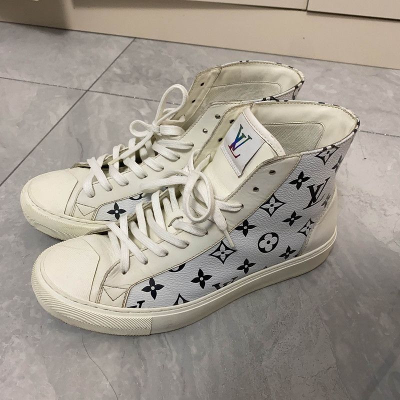 Louis Vuitton Louis Vuitton Tattoo High-Top Fashion Sneakers 0079 Size US 7.5 / EU 40-41 - 1 Thumbnail
