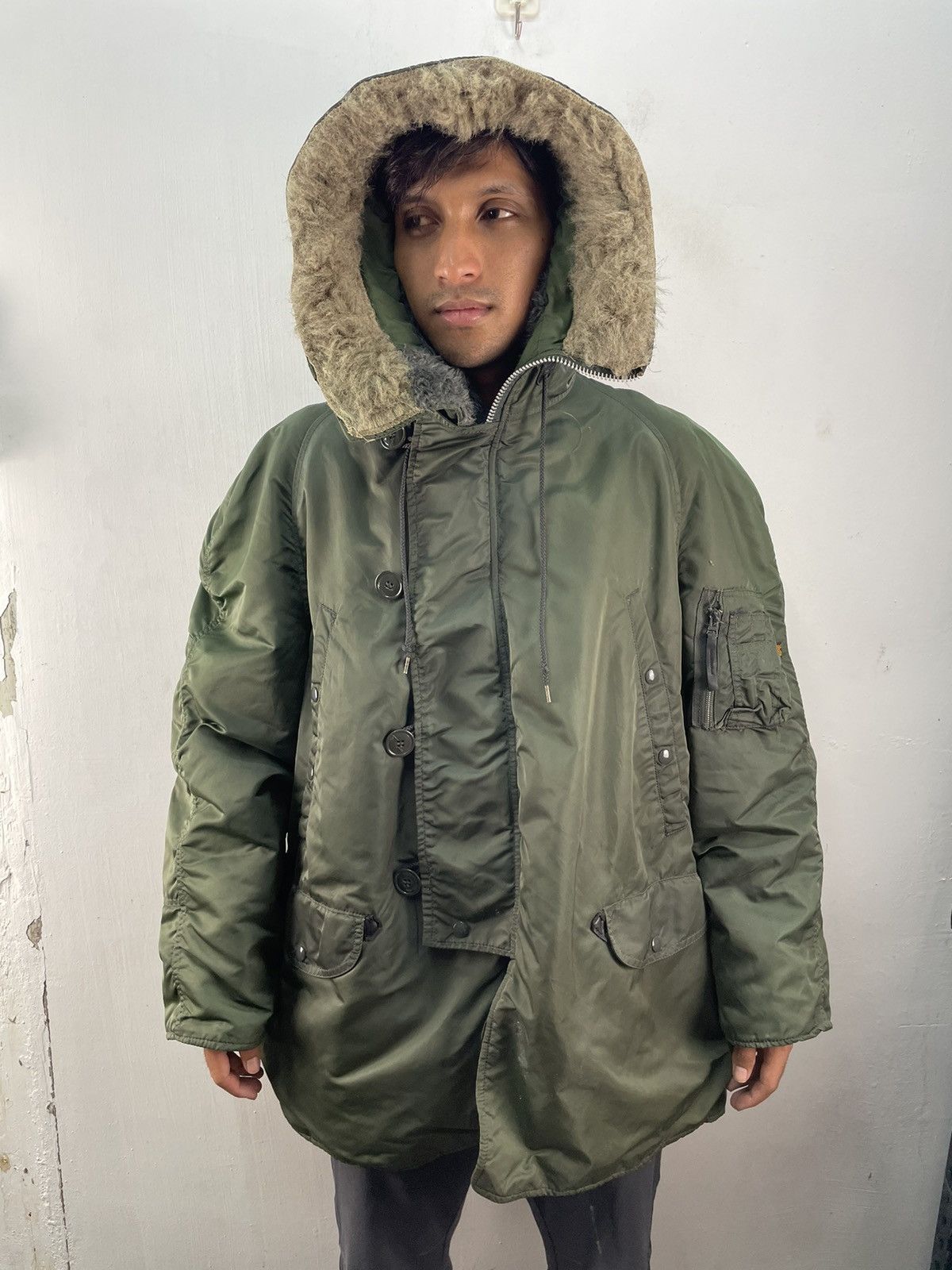 Alpha Industries Vintage 80s Alpha Industries Bomber Fur Flight Jacket Size US L / EU 52-54 / 3 - 1 Thumbnail