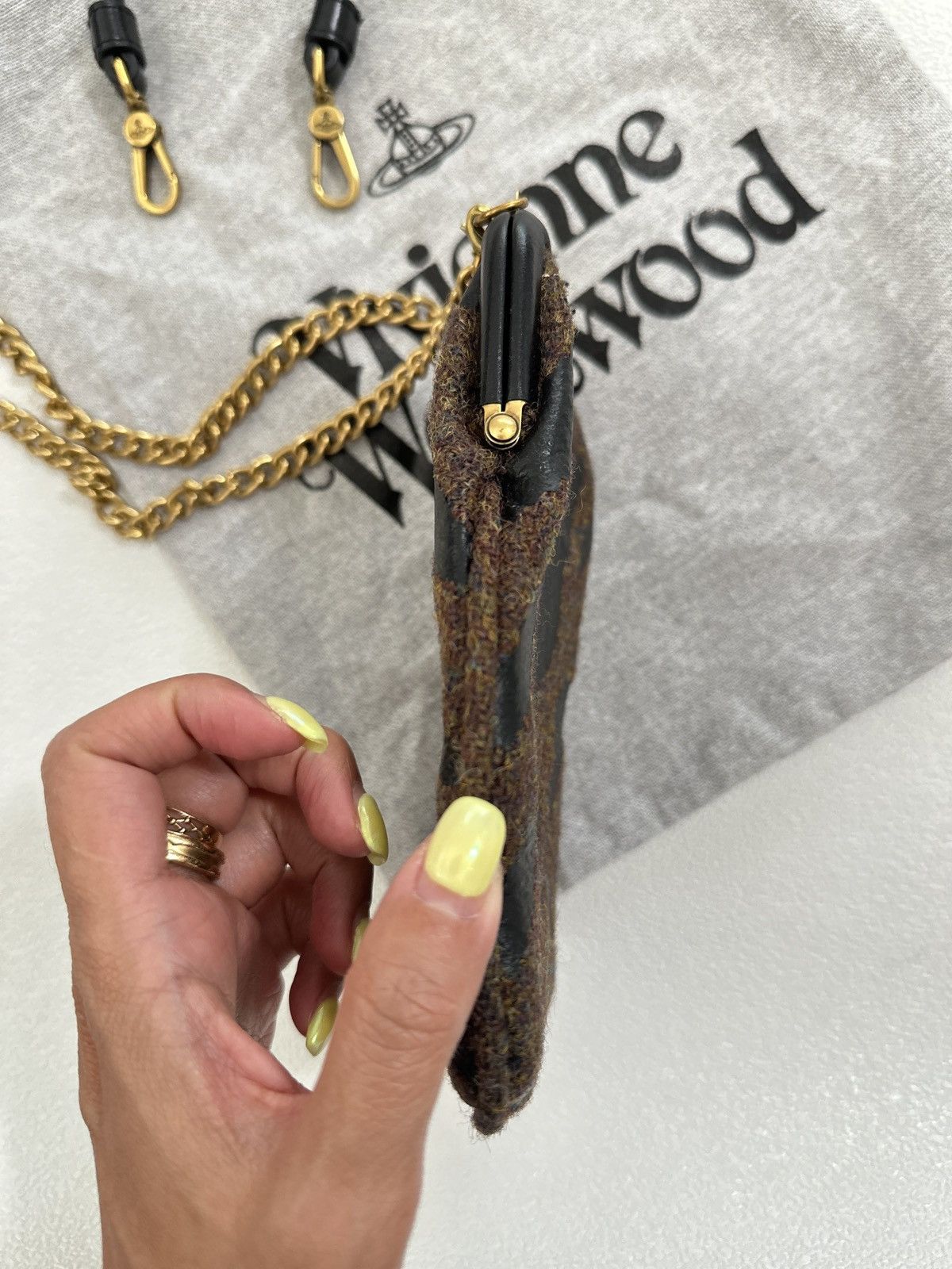 Vivienne Westwood NWOT Authentic Vivienne Westwood black in tiger chain purse Size ONE SIZE - 6 Thumbnail