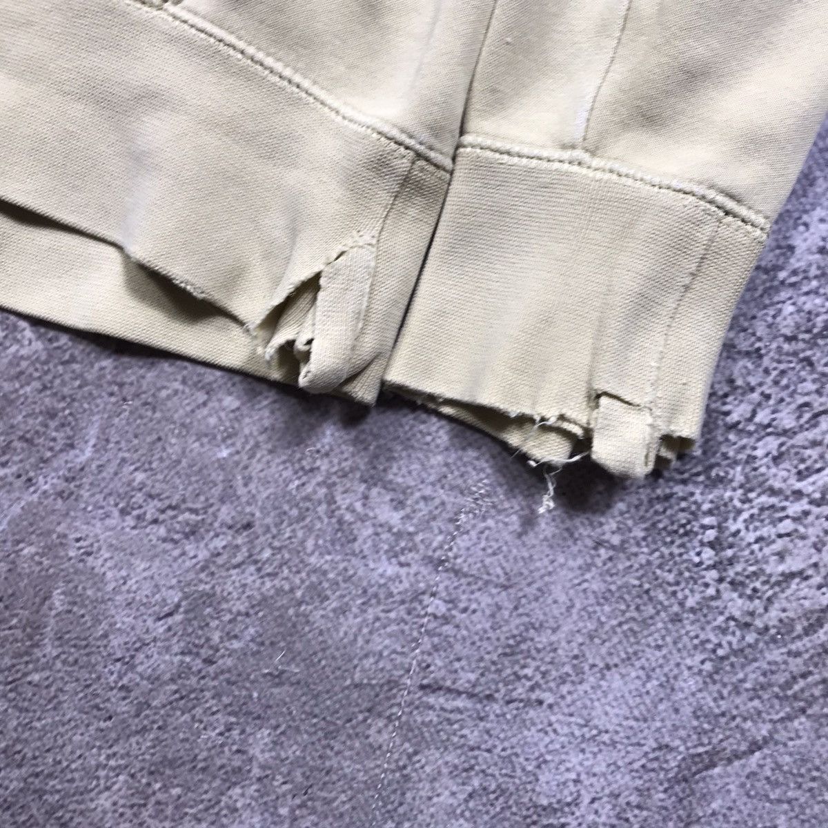 Vintage Vintage Nike SB Hoodie Cream Skate Streetwear Y2K Relaxed L Size US L / EU 52-54 / 3 - 5 Thumbnail