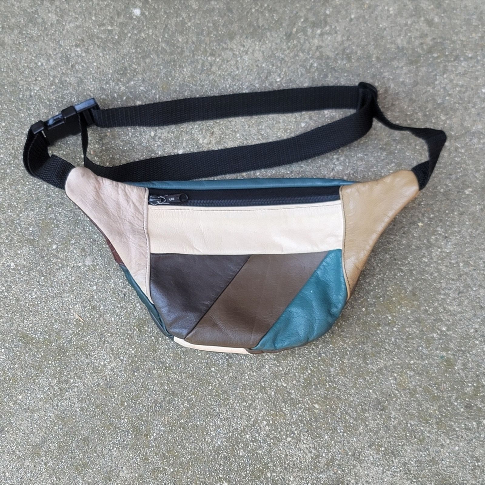 Handmade Vtg Leather Patchwork Fanny Pack Bag Size ONE SIZE - 3 Thumbnail
