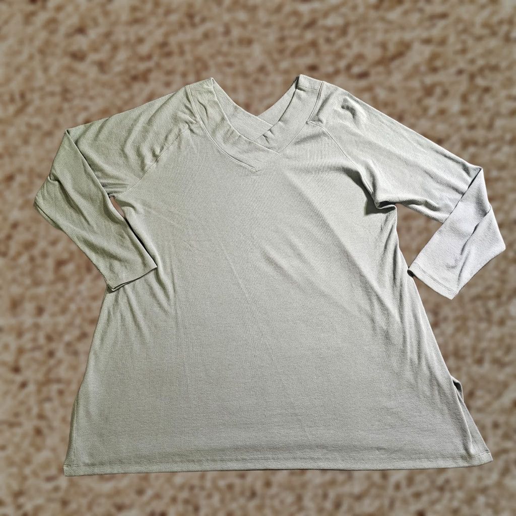 Soft Surroundings Soft Surroundings Shirt Womens 1X Green Ribbed Double V Long Sleeve Stretchy Size XL / US 12-14 / IT 48-50 - 1 Thumbnail
